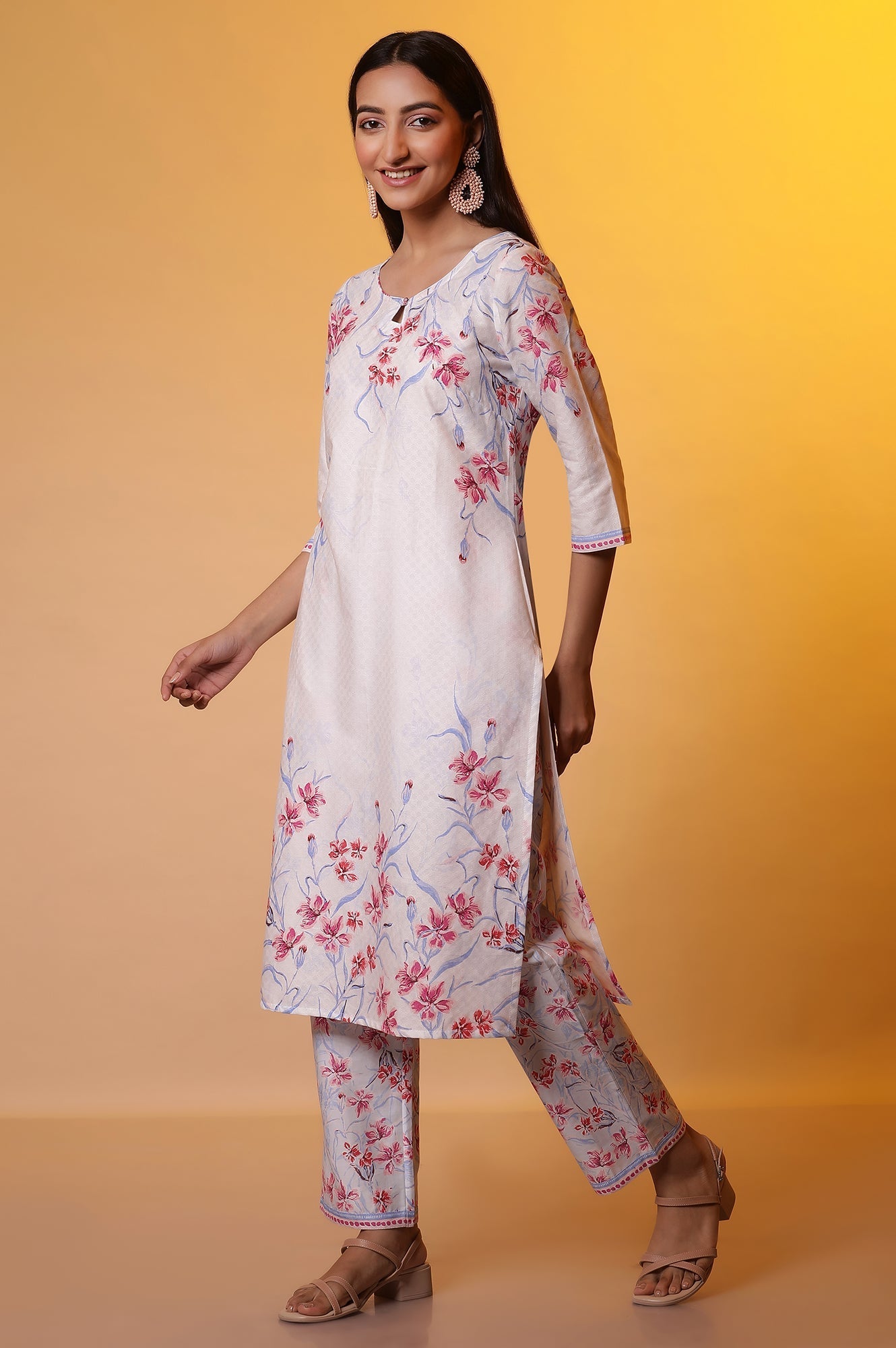 https://cdn.shopify.com/s/files/1/0776/0419/2550/files/24FEAS14912-508051_3.jpg?v=1769757250