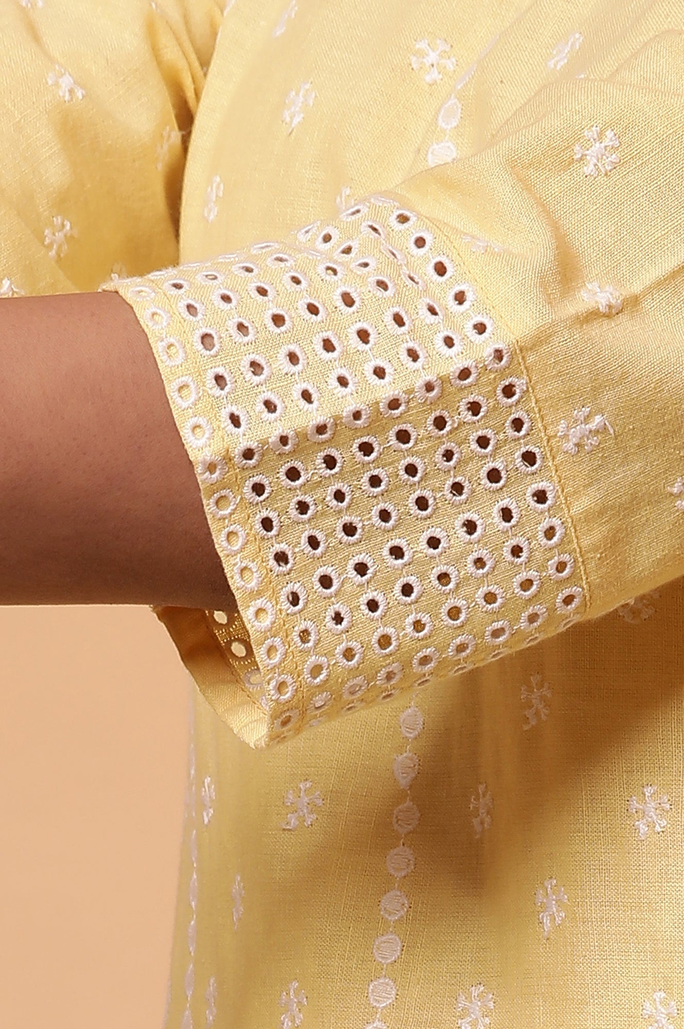 https://cdn.shopify.com/s/files/1/0776/0419/2550/files/24FEAS14973-E606820_7.jpg?v=1769758137