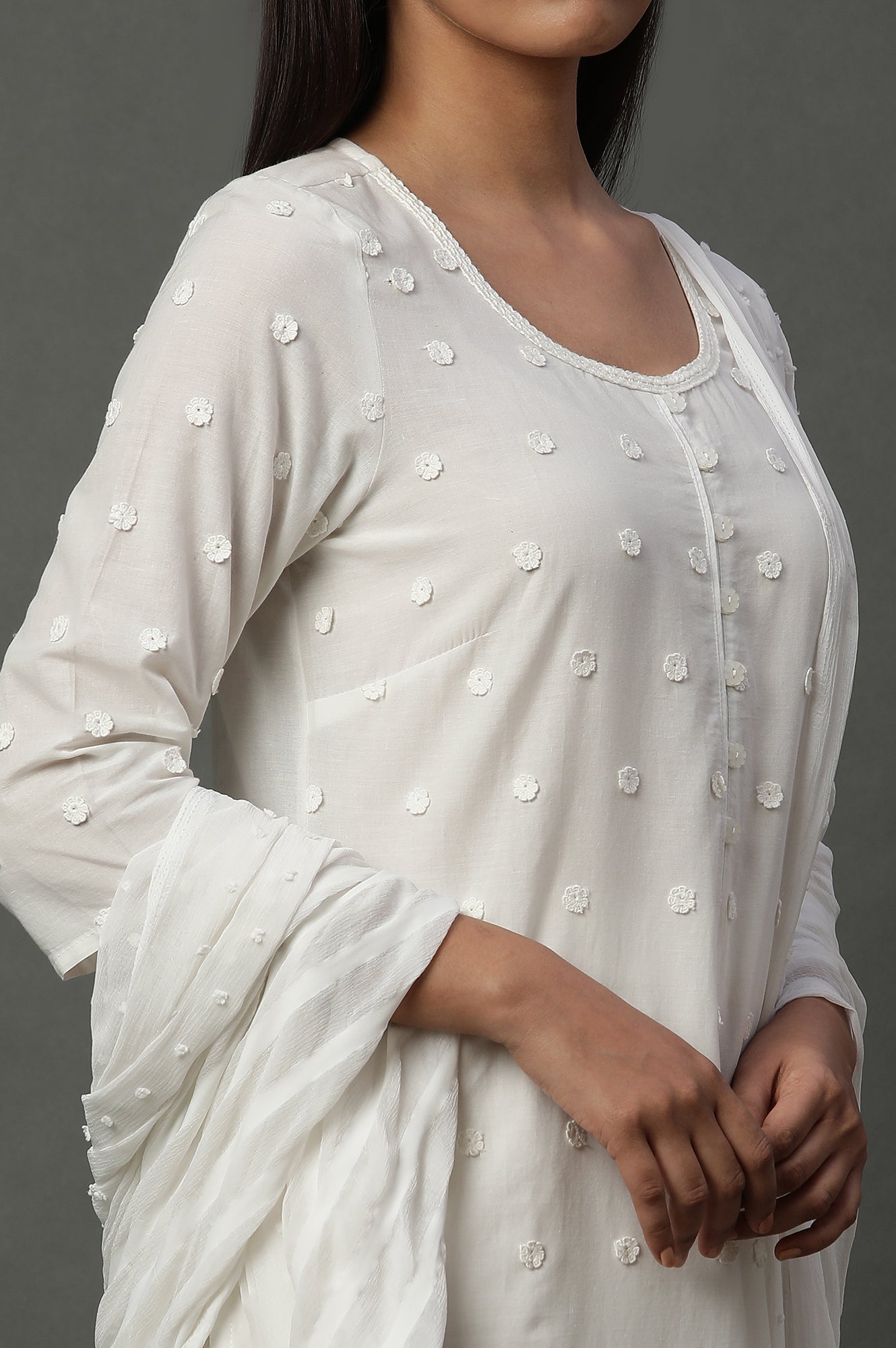 https://cdn.shopify.com/s/files/1/0776/0419/2550/files/24FEAS14977-E606808_7.jpg?v=1769757134