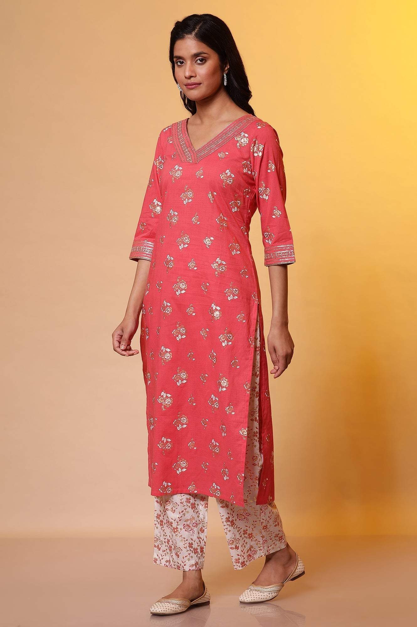 https://cdn.shopify.com/s/files/1/0776/0419/2550/files/24FEAS15028-508225_3.jpg?v=1769750449