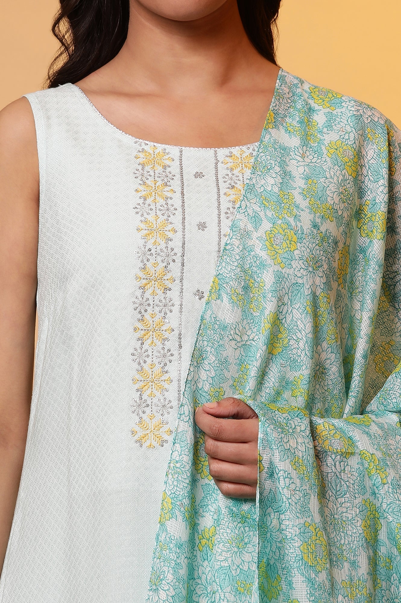 https://cdn.shopify.com/s/files/1/0776/0419/2550/files/24FEAS15055-607160_6.jpg?v=1769749807