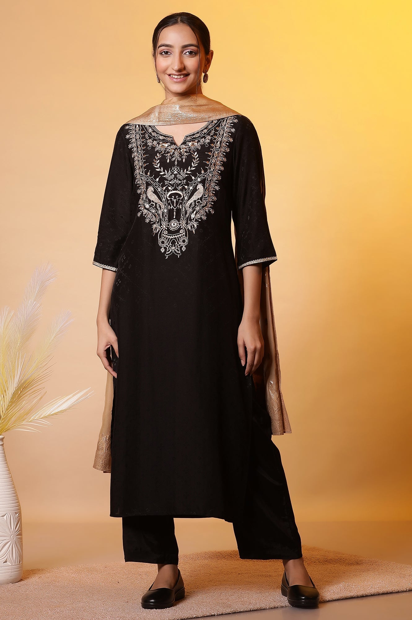 https://cdn.shopify.com/s/files/1/0776/0419/2550/files/24FEAS15110-607225_1_a6c7be53-6838-40a1-9d07-5e4e5c4a77de.jpg?v=1769761259