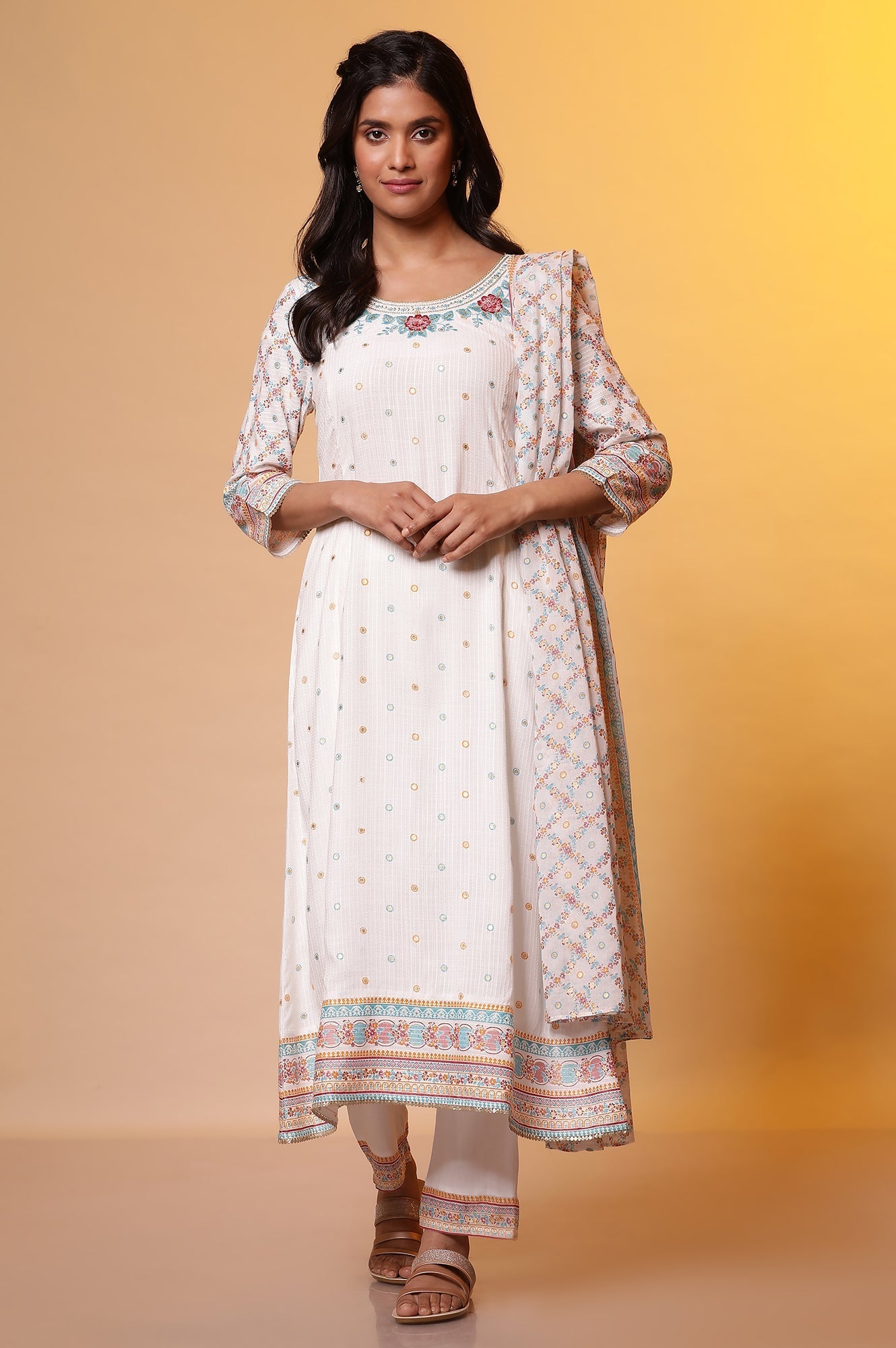 https://cdn.shopify.com/s/files/1/0776/0419/2550/files/24FEAS15133-507877_2.jpg?v=1769757231