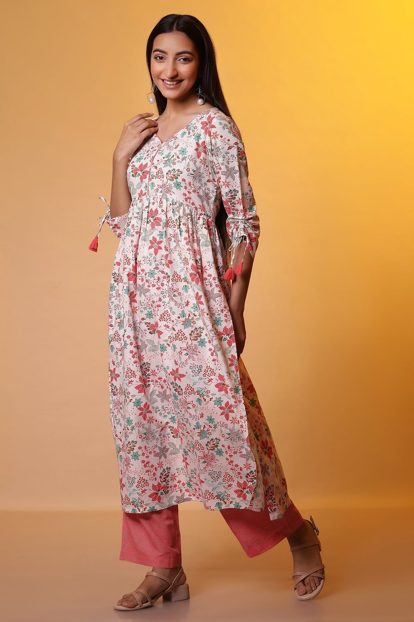 https://cdn.shopify.com/s/files/1/0776/0419/2550/files/24FEAS15148-508011_3.jpg?v=1769750052