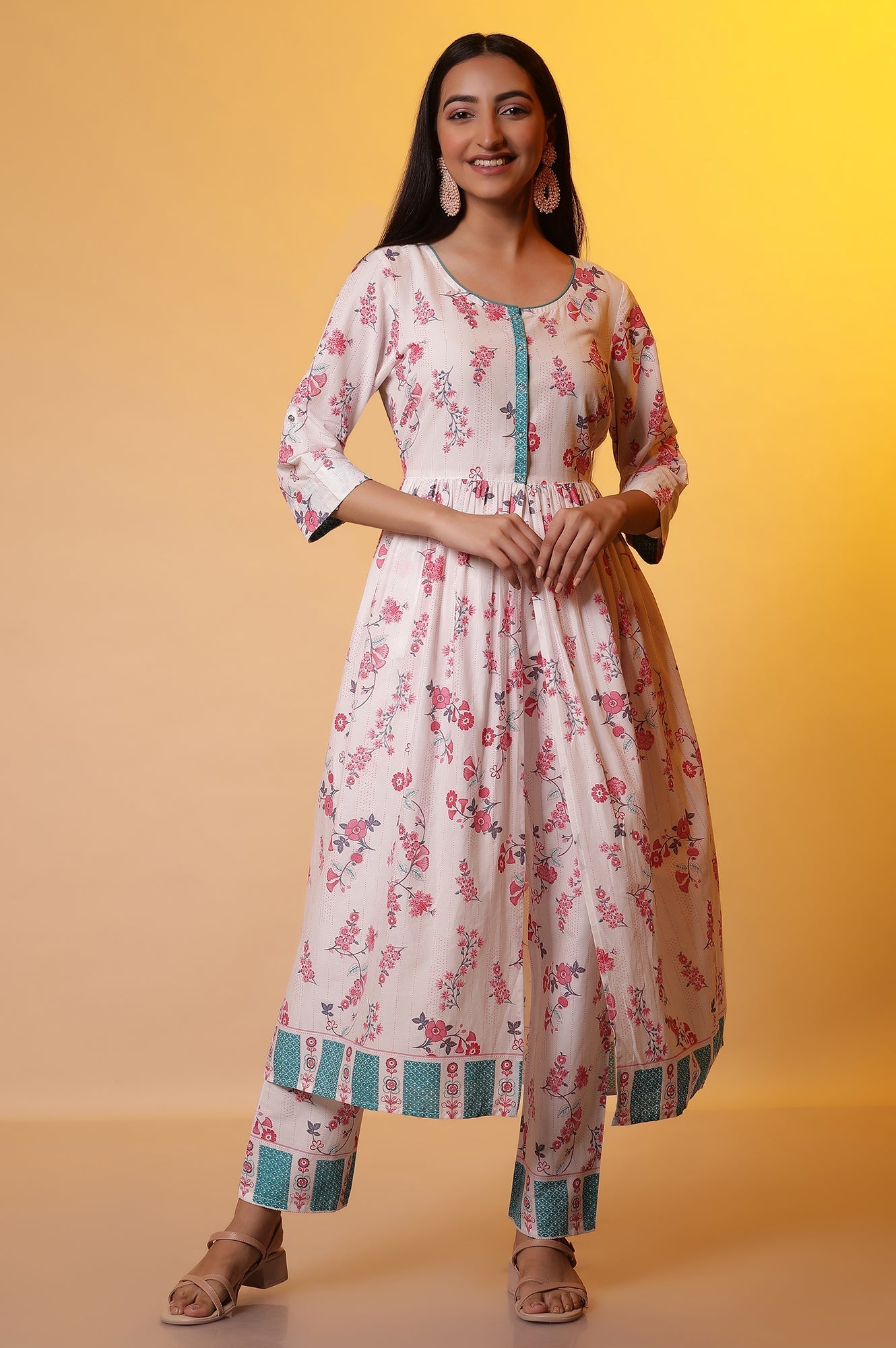 https://cdn.shopify.com/s/files/1/0776/0419/2550/files/24FEAS15212-508015_2.jpg?v=1769757214