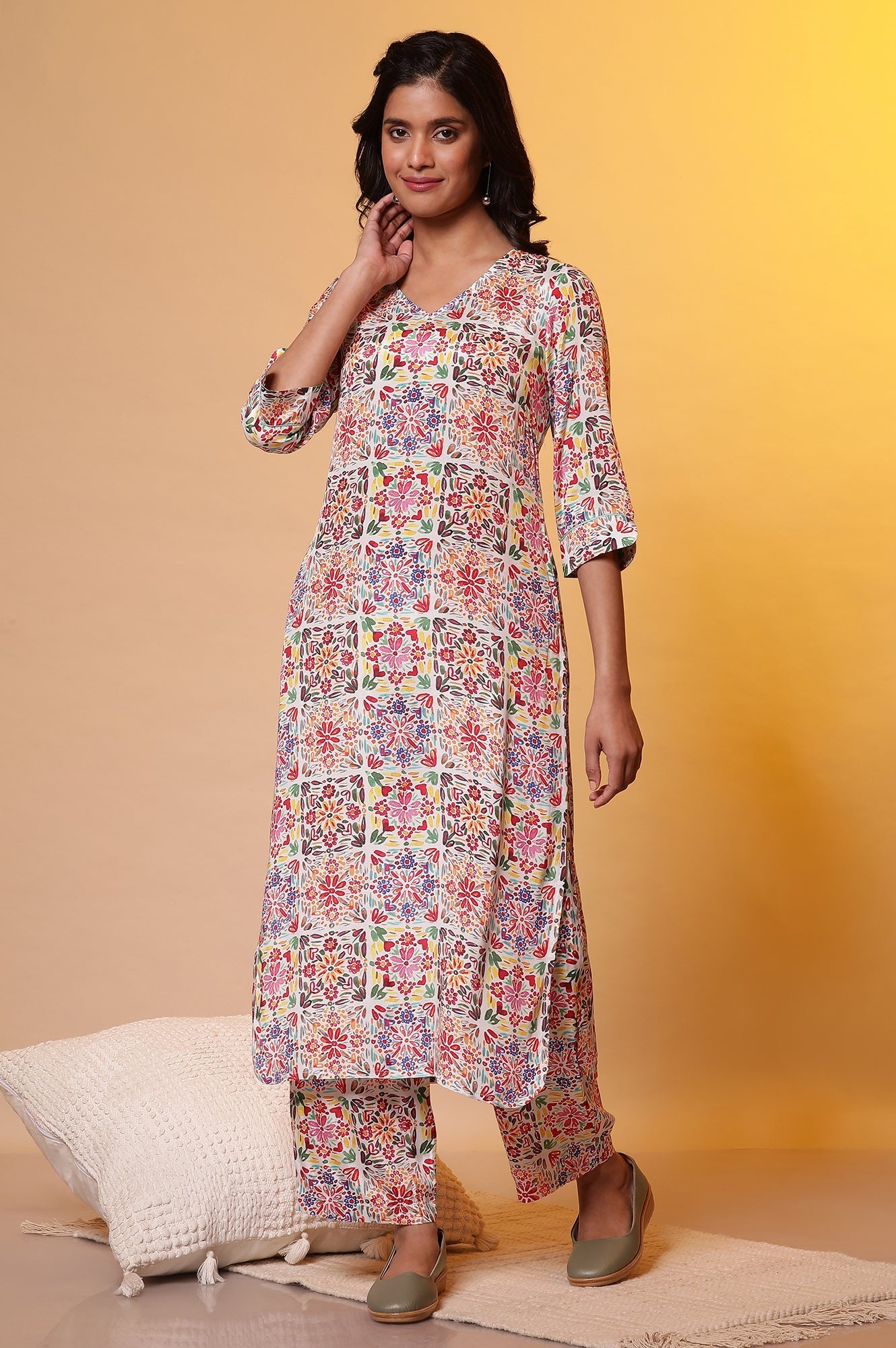 https://cdn.shopify.com/s/files/1/0776/0419/2550/files/24FEAS15220-507819_1.jpg?v=1769749912