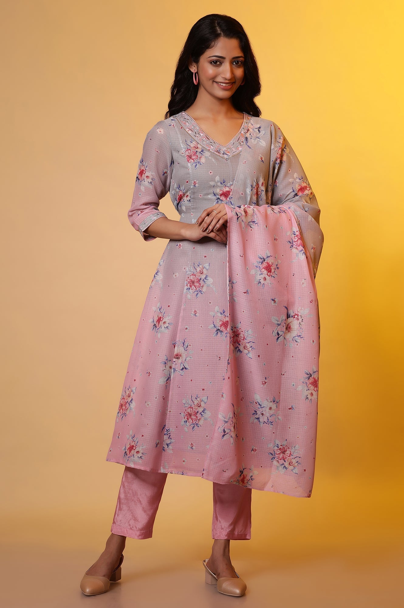 https://cdn.shopify.com/s/files/1/0776/0419/2550/files/24FEAS15221-508261_2_e584c91d-782f-44b9-a105-6c9699f98aab.jpg?v=1769749590