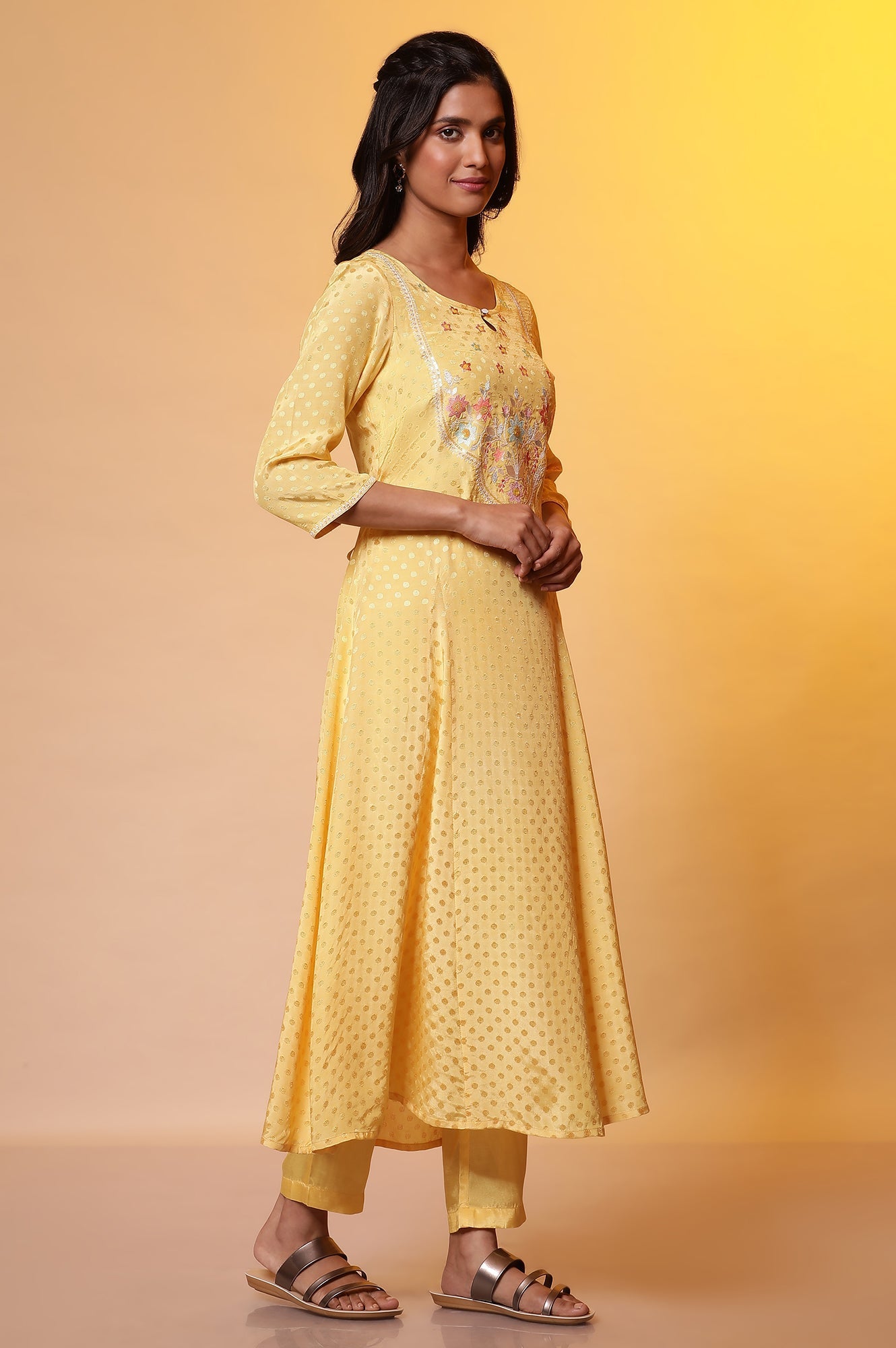 https://cdn.shopify.com/s/files/1/0776/0419/2550/files/24FEAS15223-607275_3.jpg?v=1769758042
