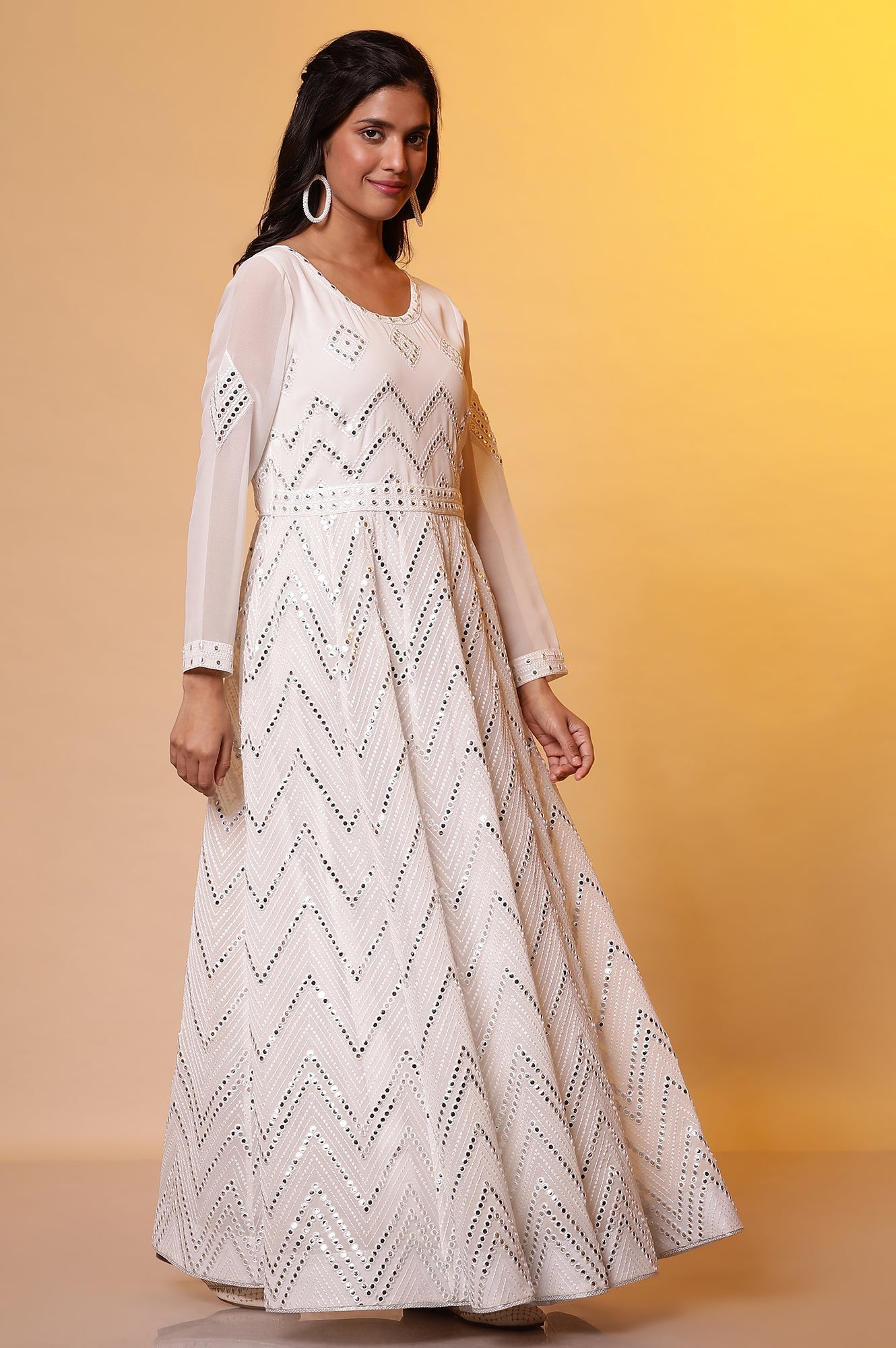 https://cdn.shopify.com/s/files/1/0776/0419/2550/files/24FED10610-E606780_5.jpg?v=1769750080
