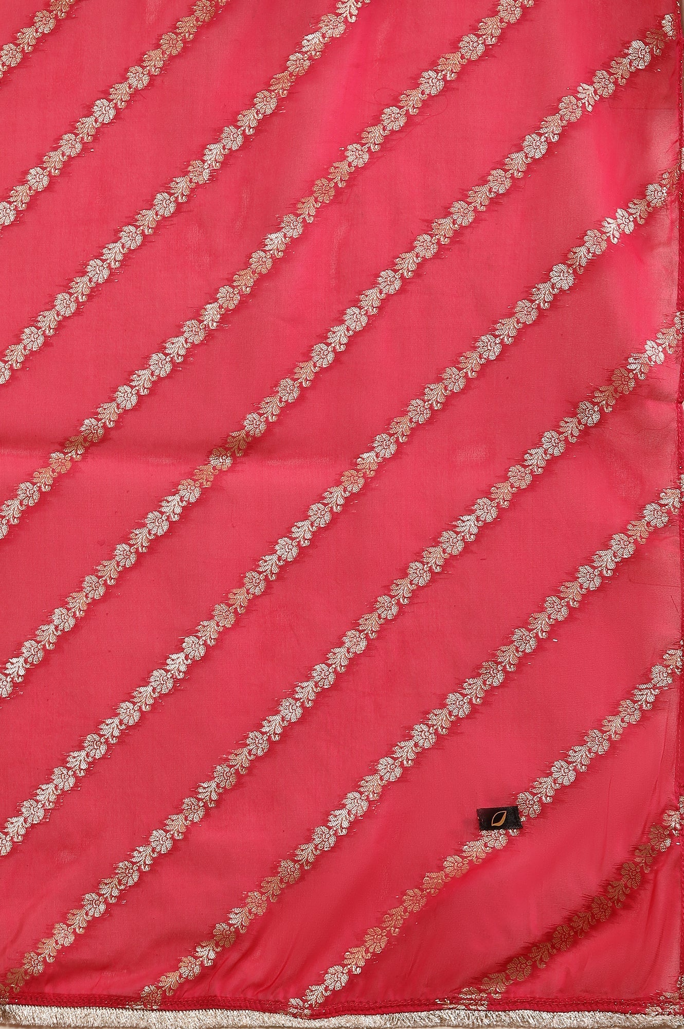 https://cdn.shopify.com/s/files/1/0776/0419/2550/files/24FED10621-704693_11.jpg?v=1769750436