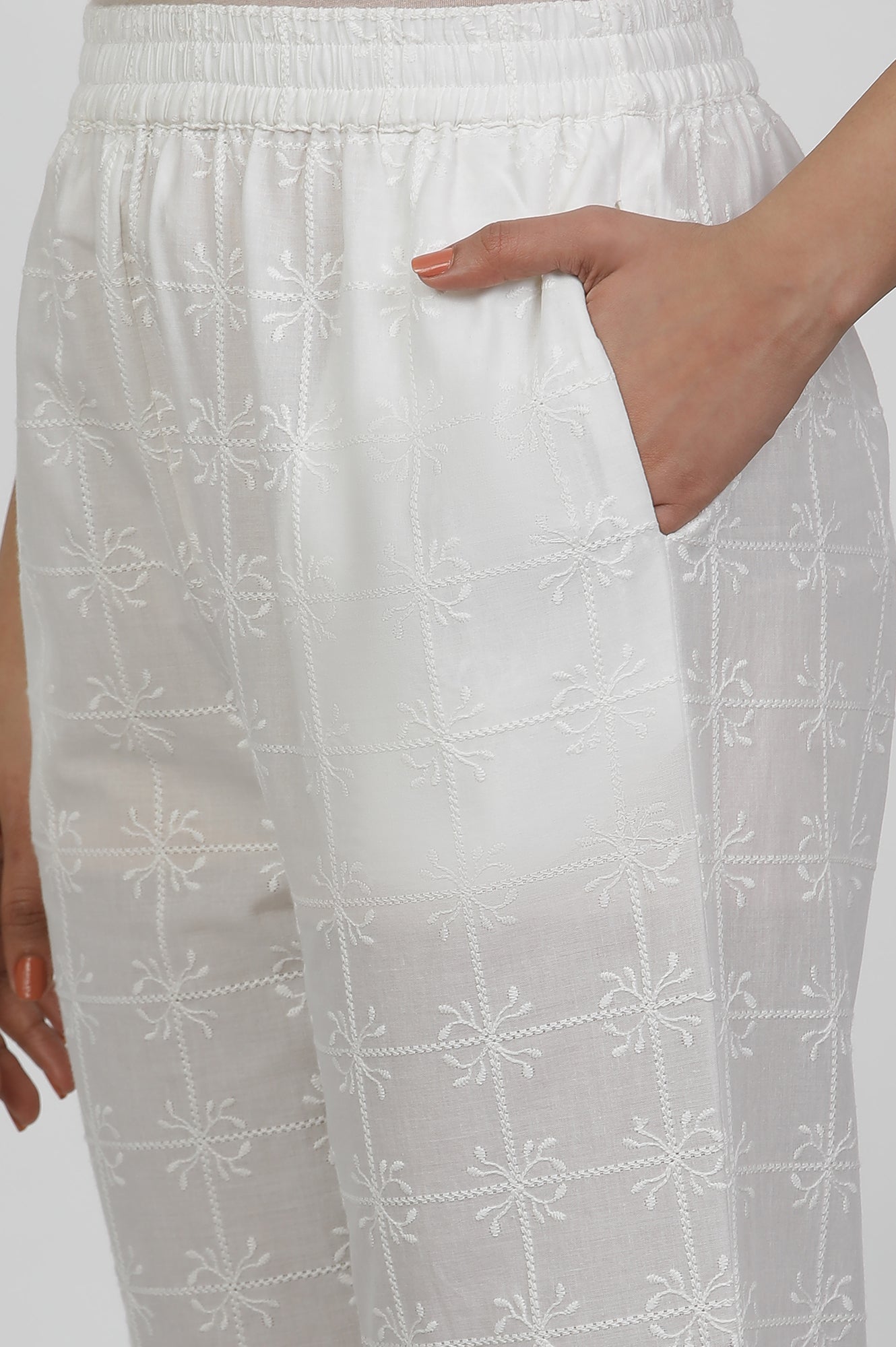 https://cdn.shopify.com/s/files/1/0776/0419/2550/files/24FEWS11144-400539_9.jpg?v=1721926848