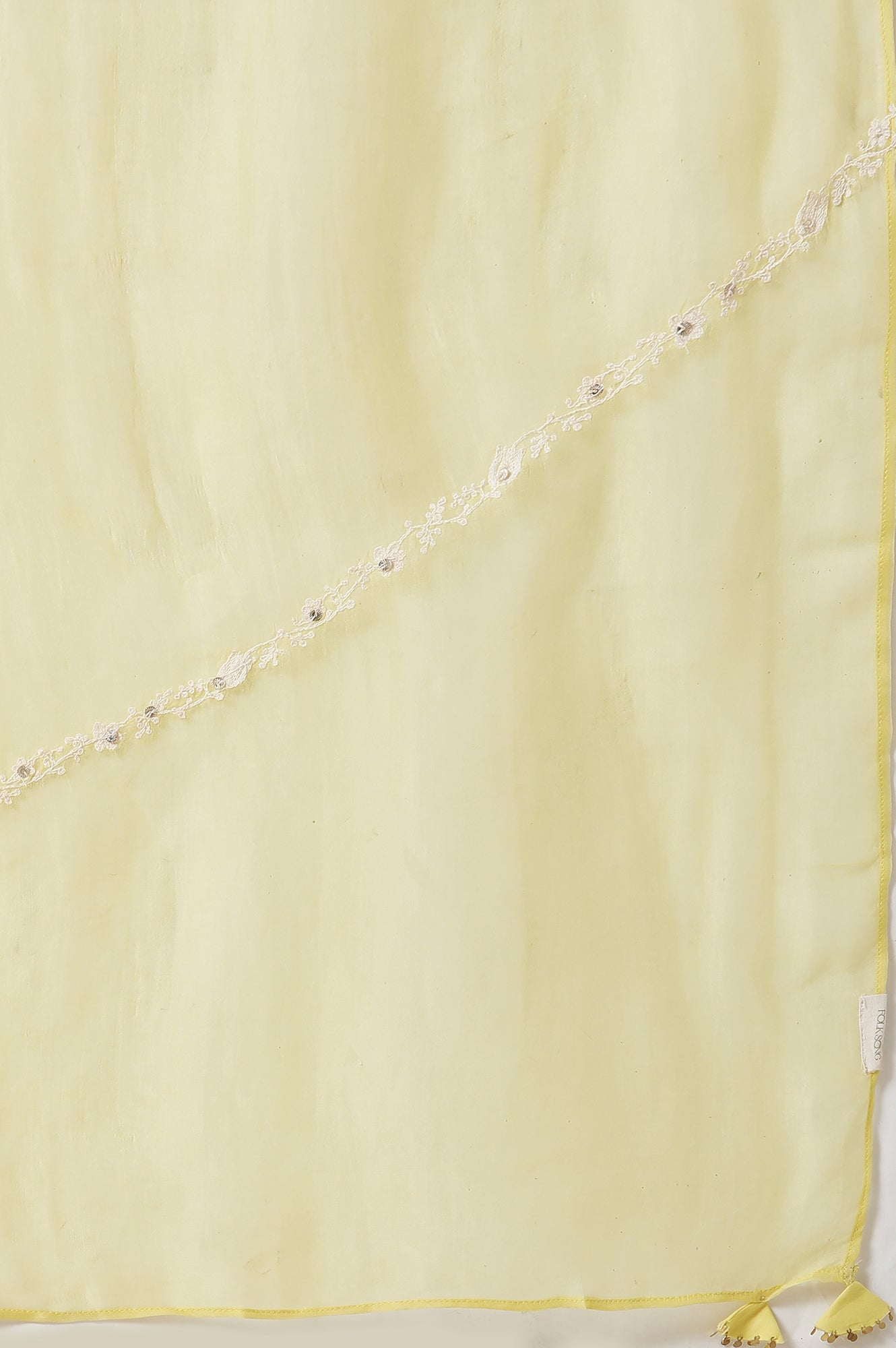 https://cdn.shopify.com/s/files/1/0776/0419/2550/files/24MAF81851-920845_5.jpg?v=1721927736