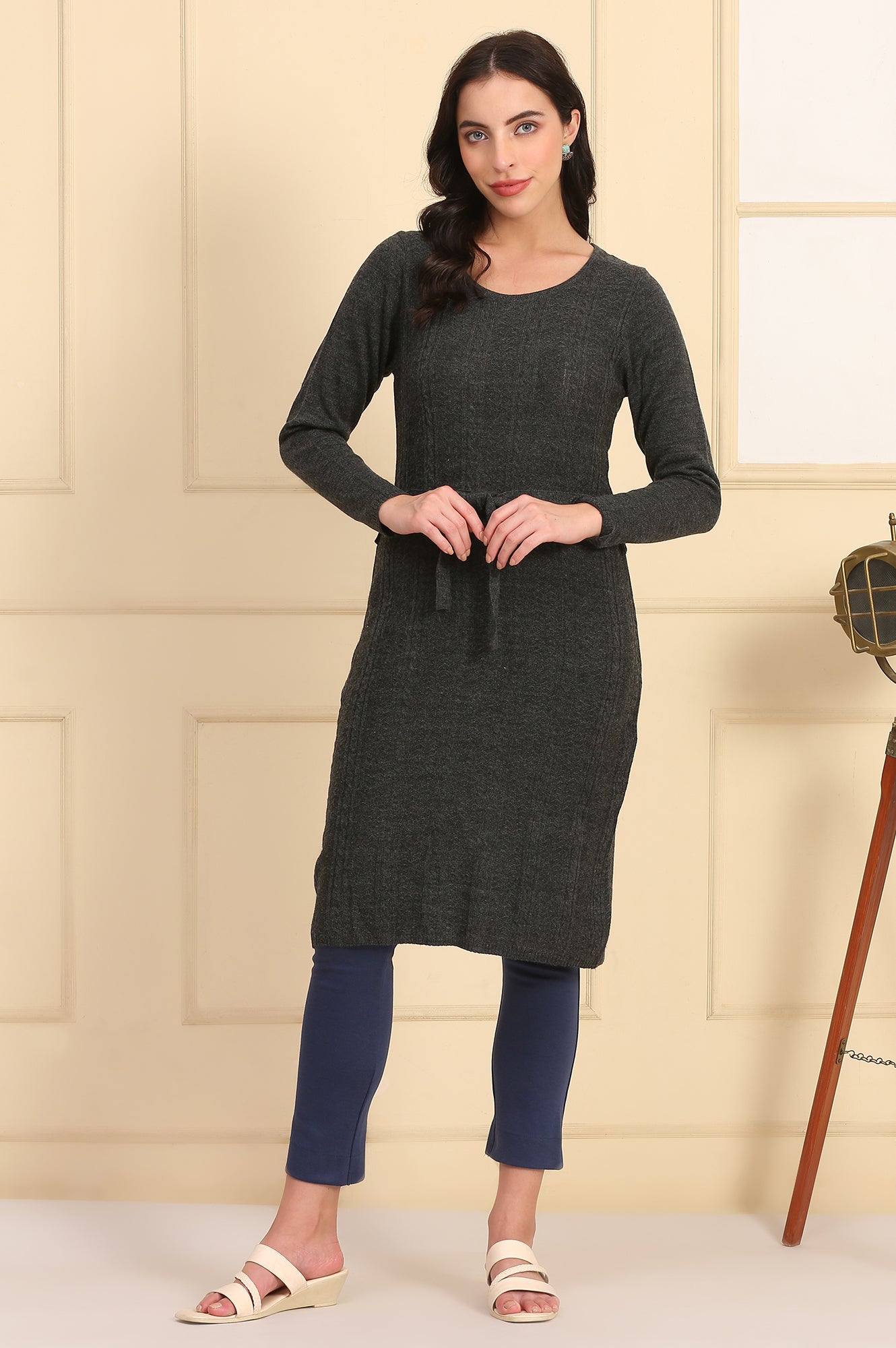 https://cdn.shopify.com/s/files/1/0776/0419/2550/files/24NOA11628-700775_1.jpg?v=1769764427
