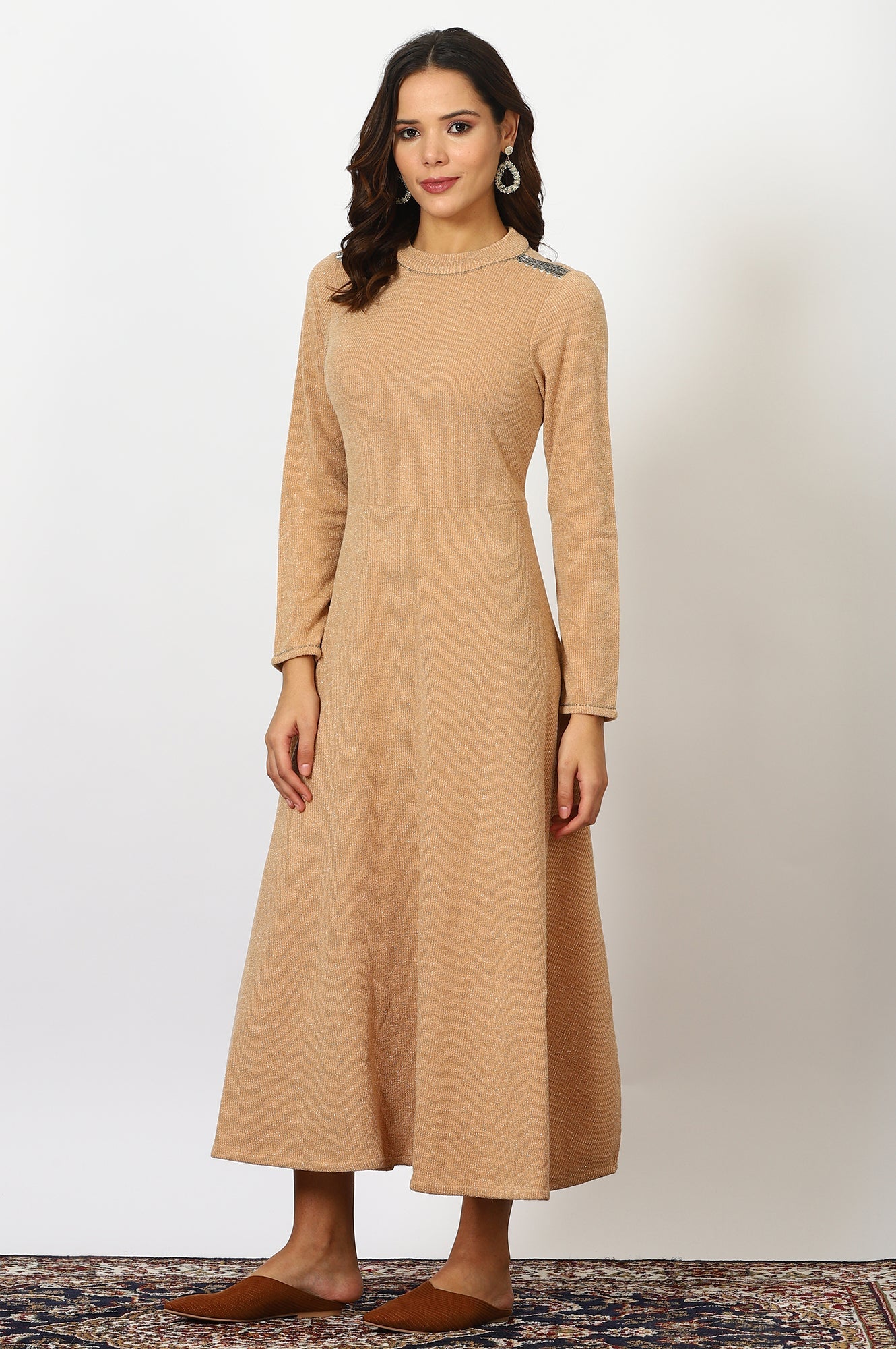 Brown Solid Metallic Hardware Flarred Dresses