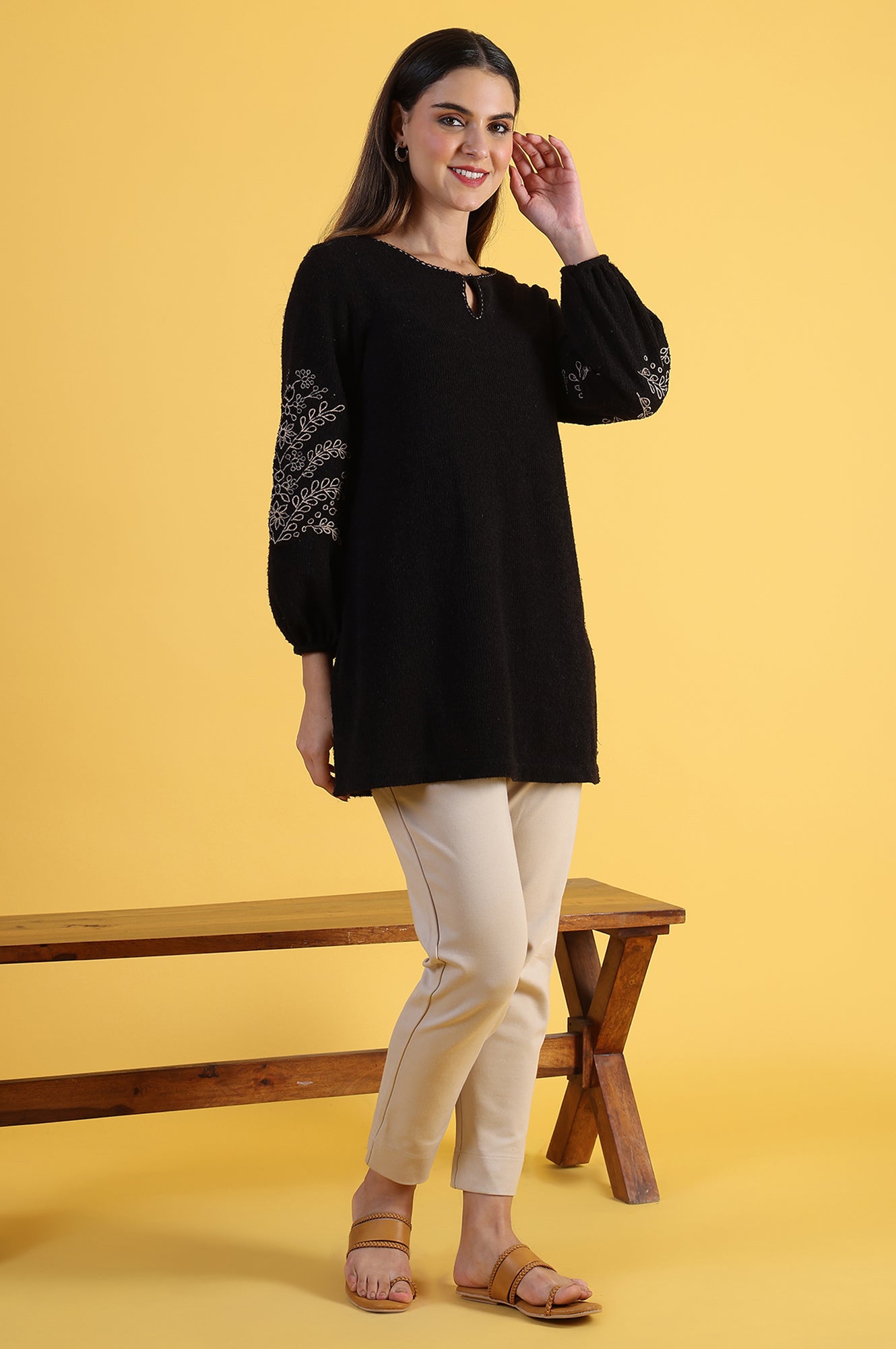 Black Solid Straight Tunic
