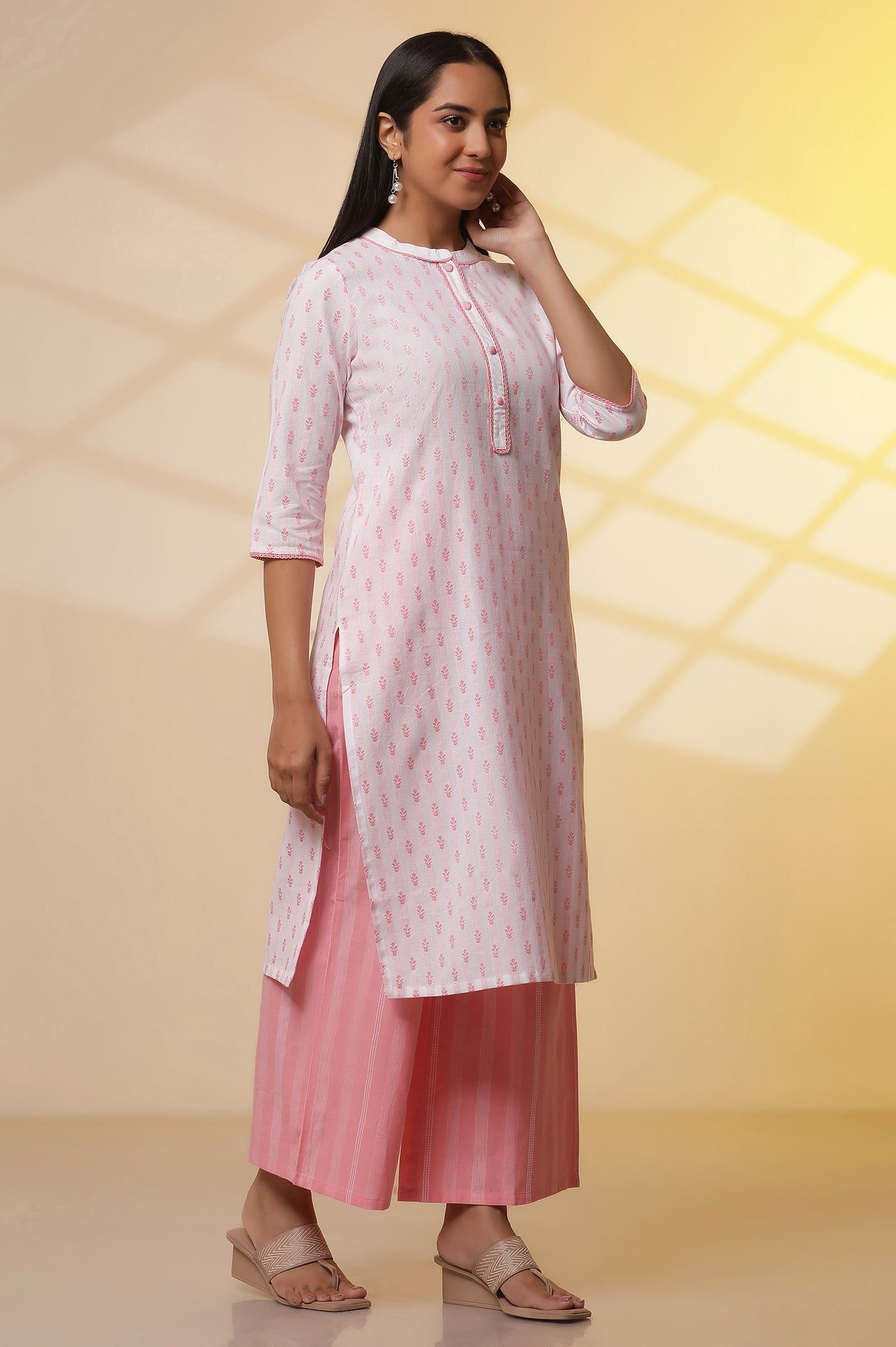 https://cdn.shopify.com/s/files/1/0776/0419/2550/files/24ONAS13796-701989_5.jpg?v=1769761659