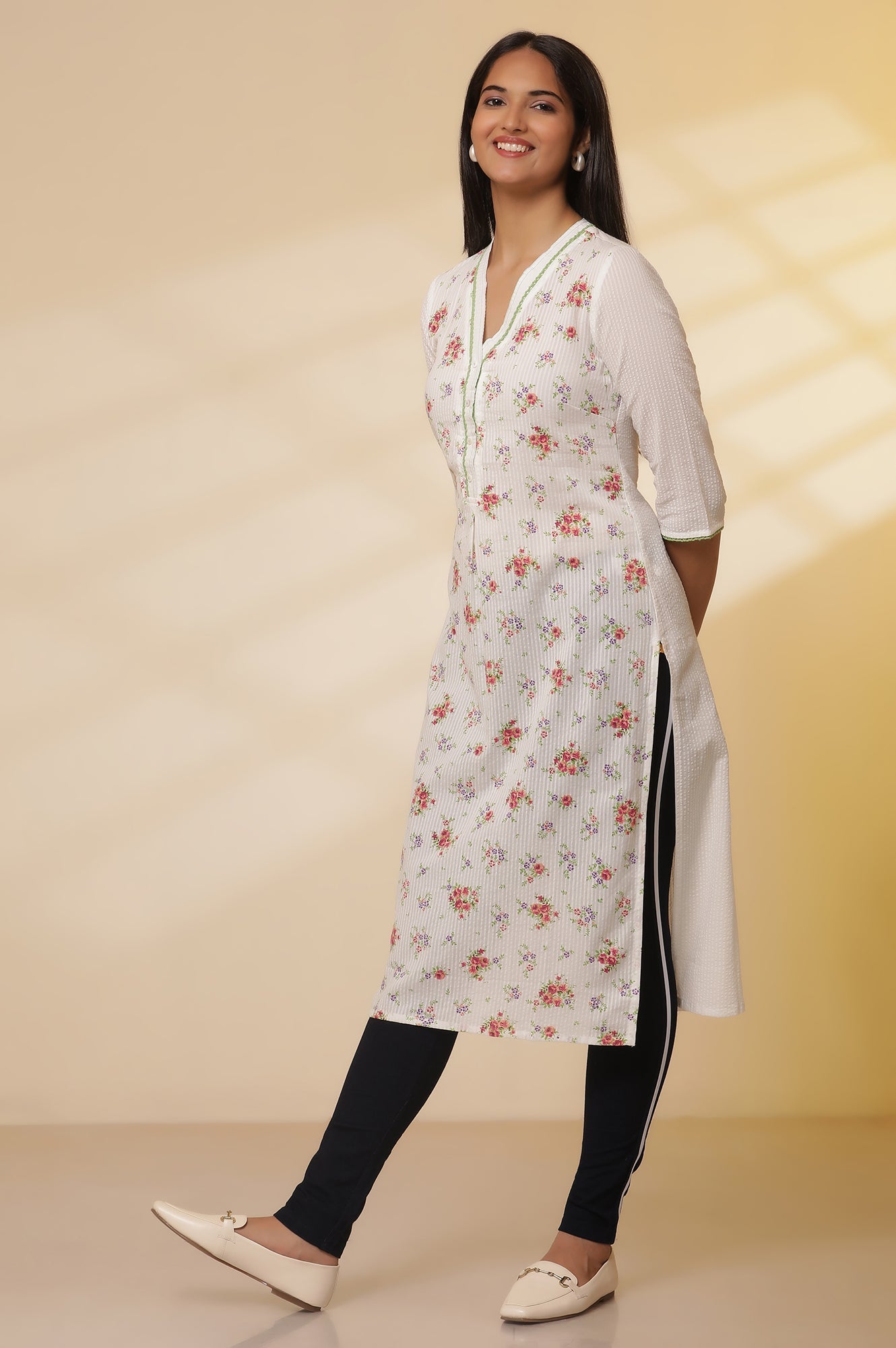 https://cdn.shopify.com/s/files/1/0776/0419/2550/files/24ONAS14493-507455_3.jpg?v=1769761693