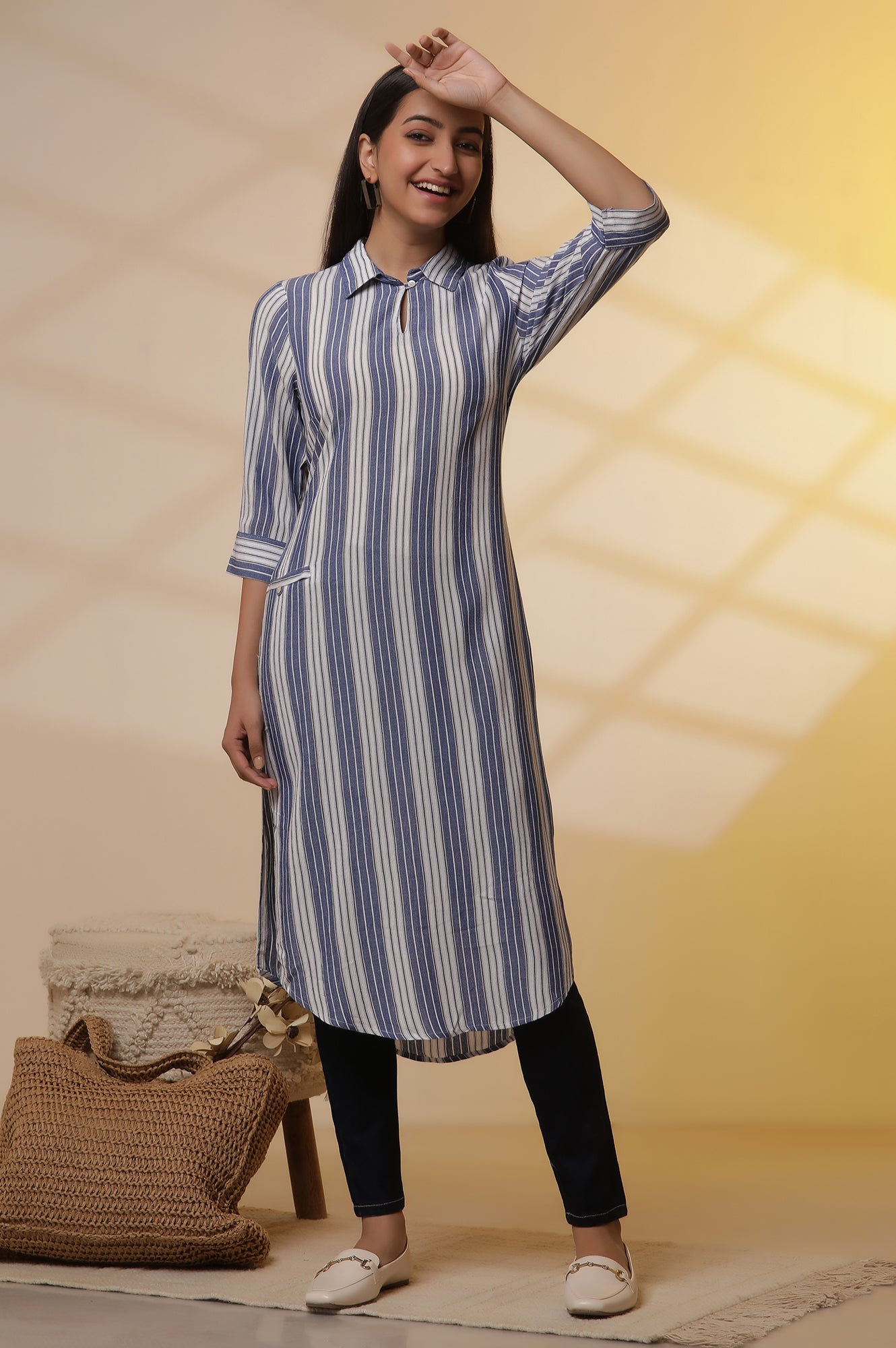 https://cdn.shopify.com/s/files/1/0776/0419/2550/files/24ONAS14802-704716_1.jpg?v=1769749210
