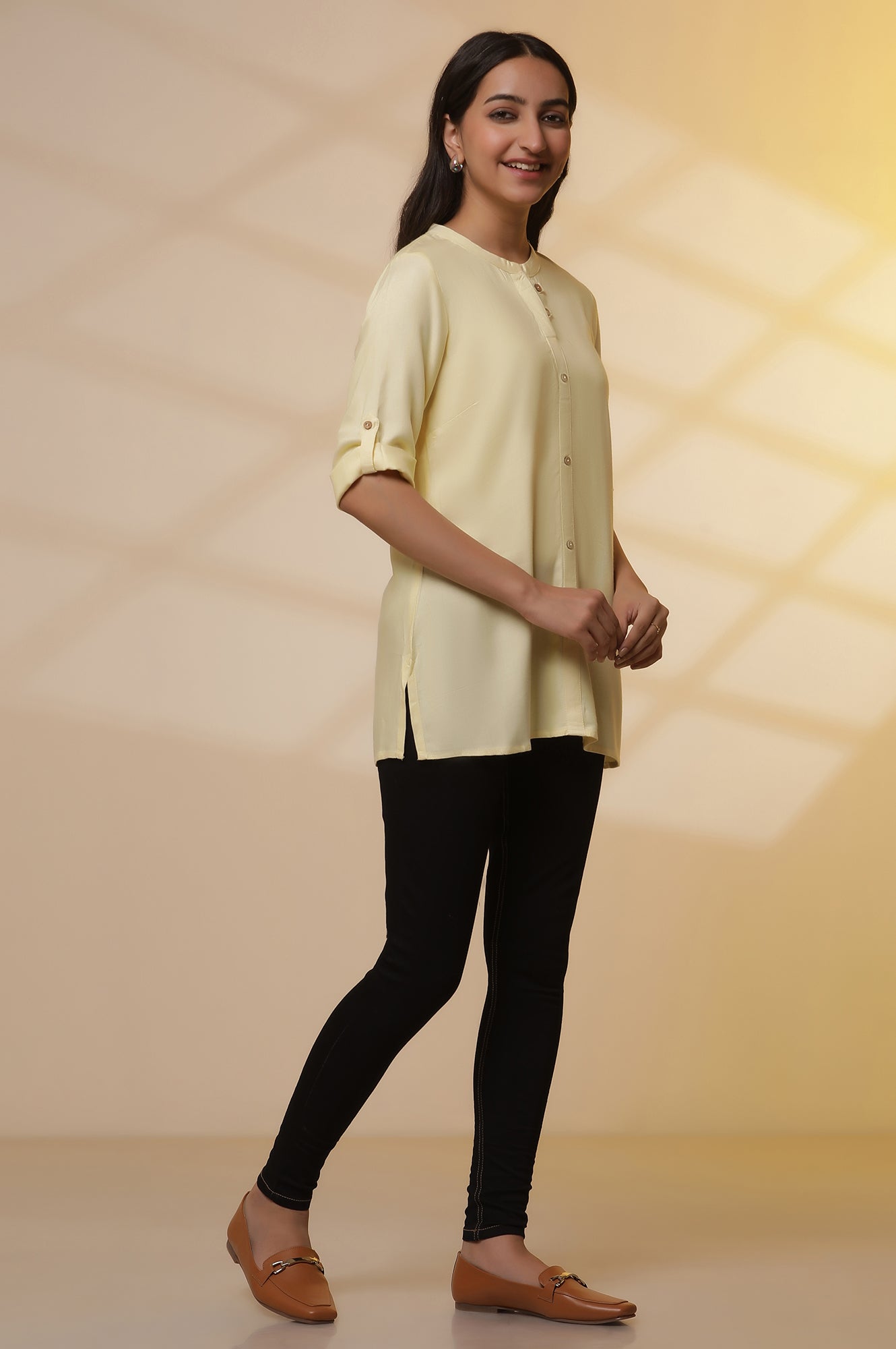 https://cdn.shopify.com/s/files/1/0776/0419/2550/files/24ONAS30314-702065_5.jpg?v=1769758184