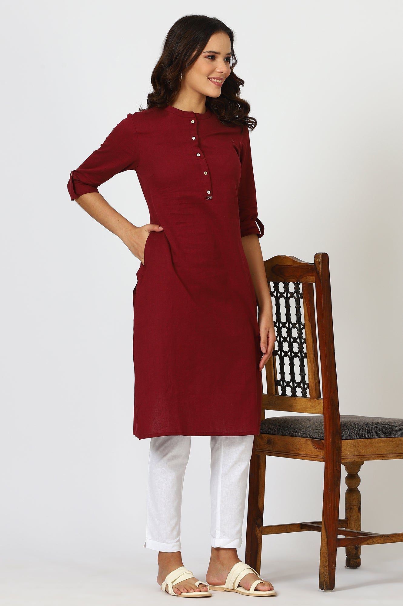 Maroon Solid Straight Cotton Kurta
