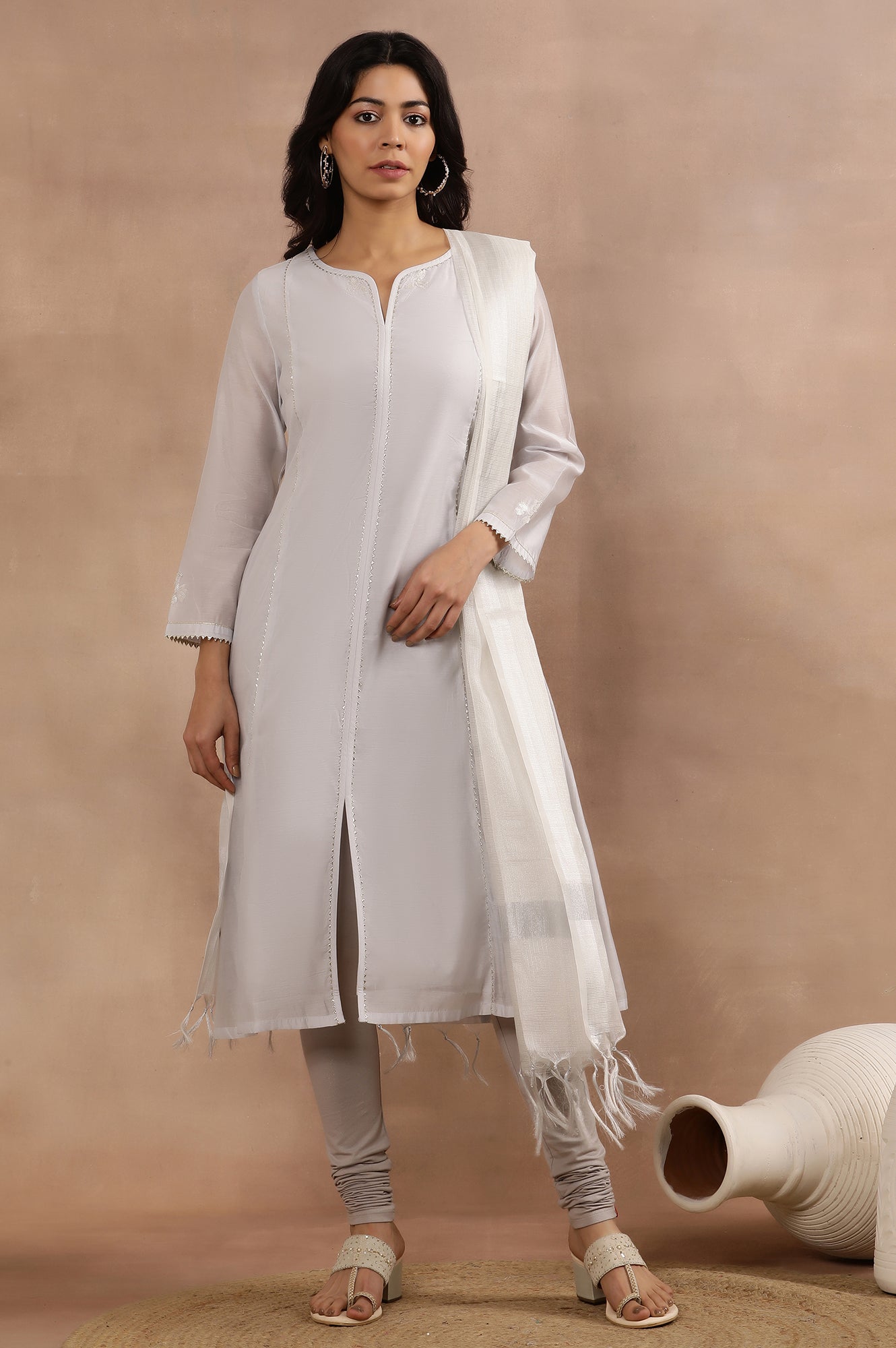 https://cdn.shopify.com/s/files/1/0776/0419/2550/files/24ONWS10283-220639_2.jpg?v=1721919753