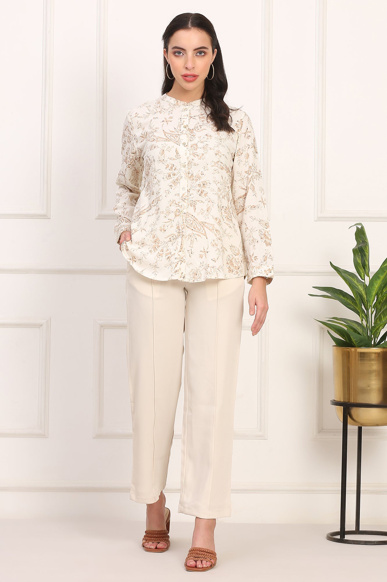 Beige Solid Straight Woven Pant