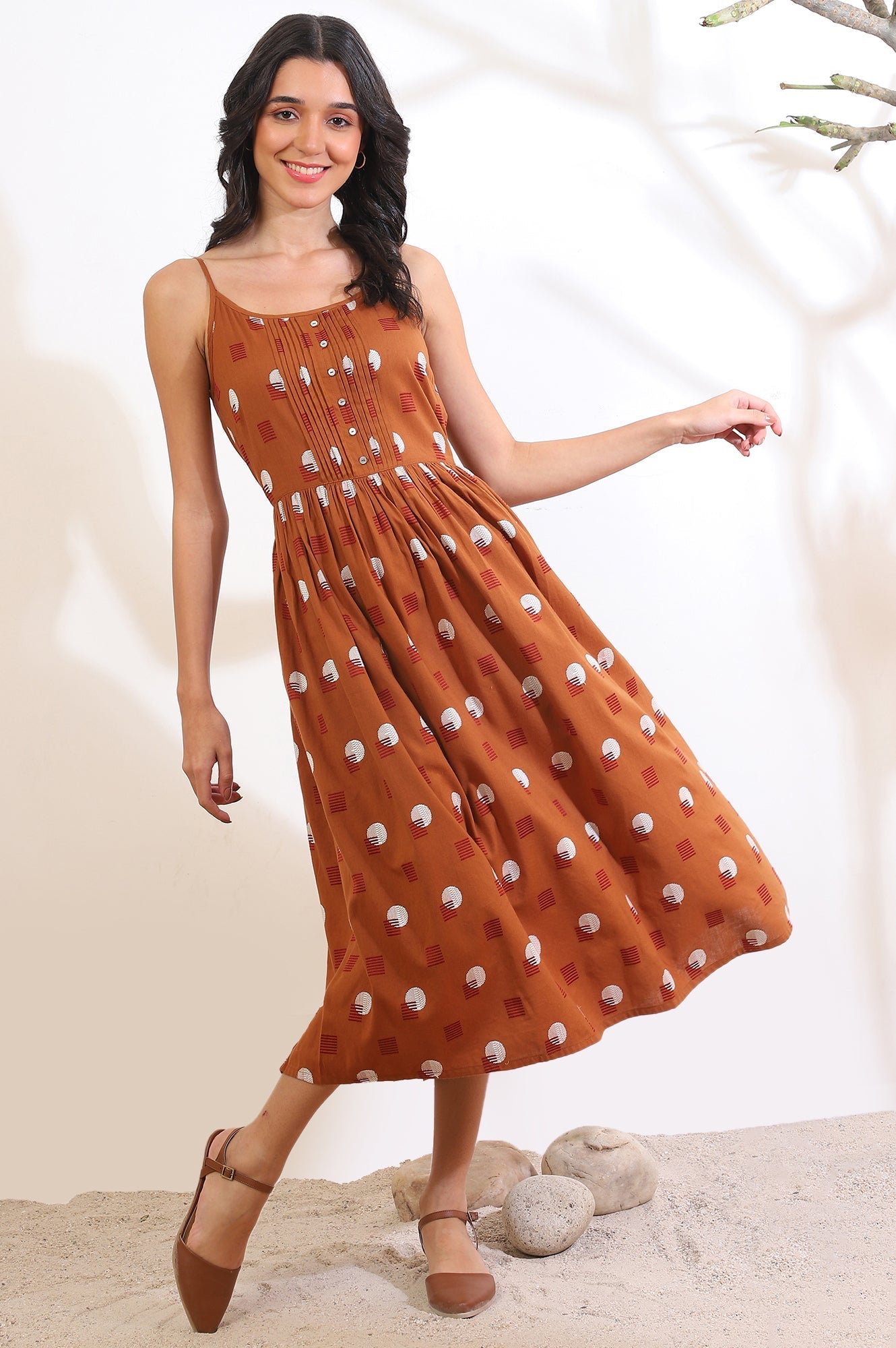 https://cdn.shopify.com/s/files/1/0776/0419/2550/files/A15647-705498_2.jpg?v=1769761942