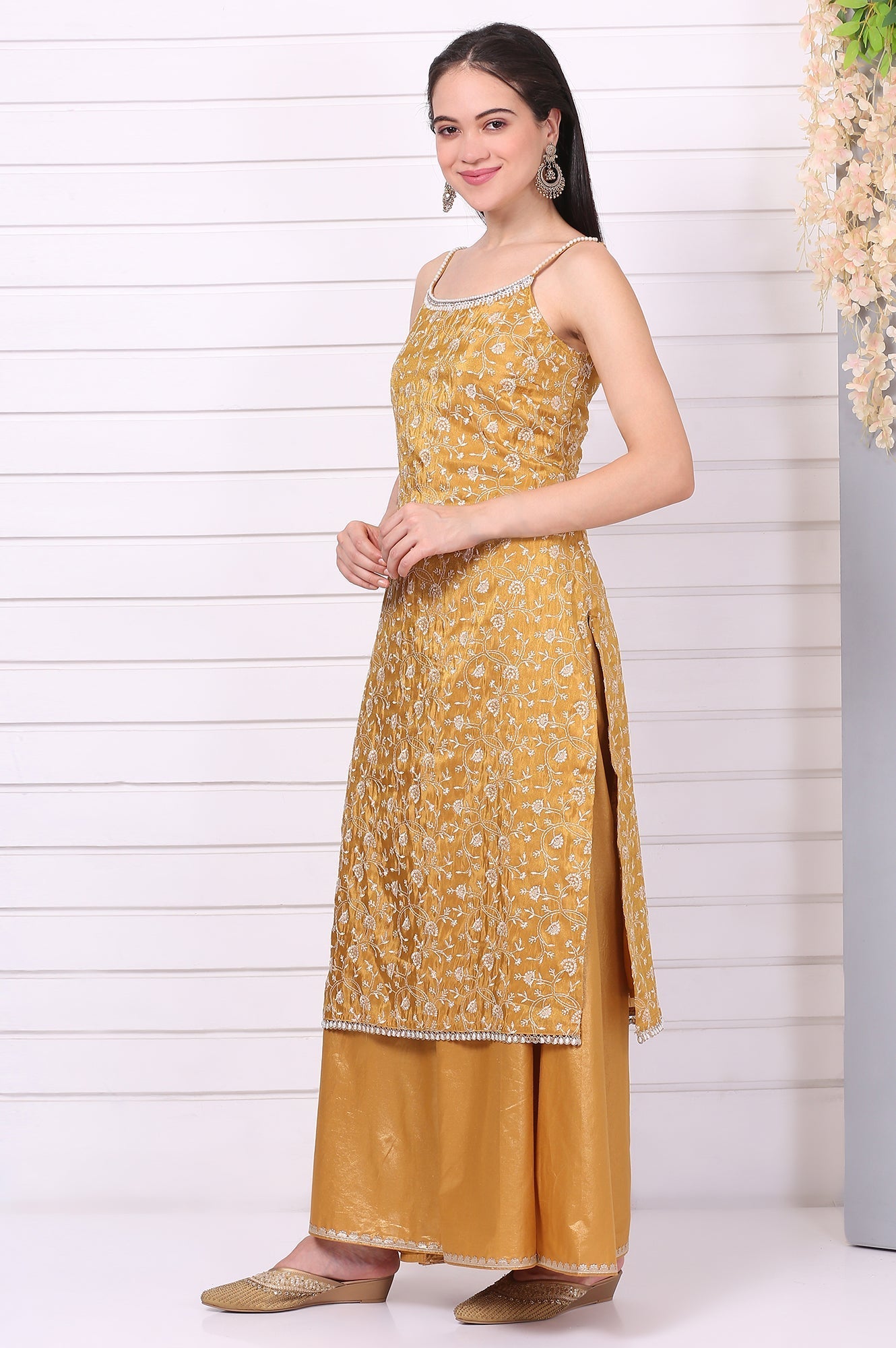 https://cdn.shopify.com/s/files/1/0776/0419/2550/files/AD10681-E608156_4.jpg?v=1769763314