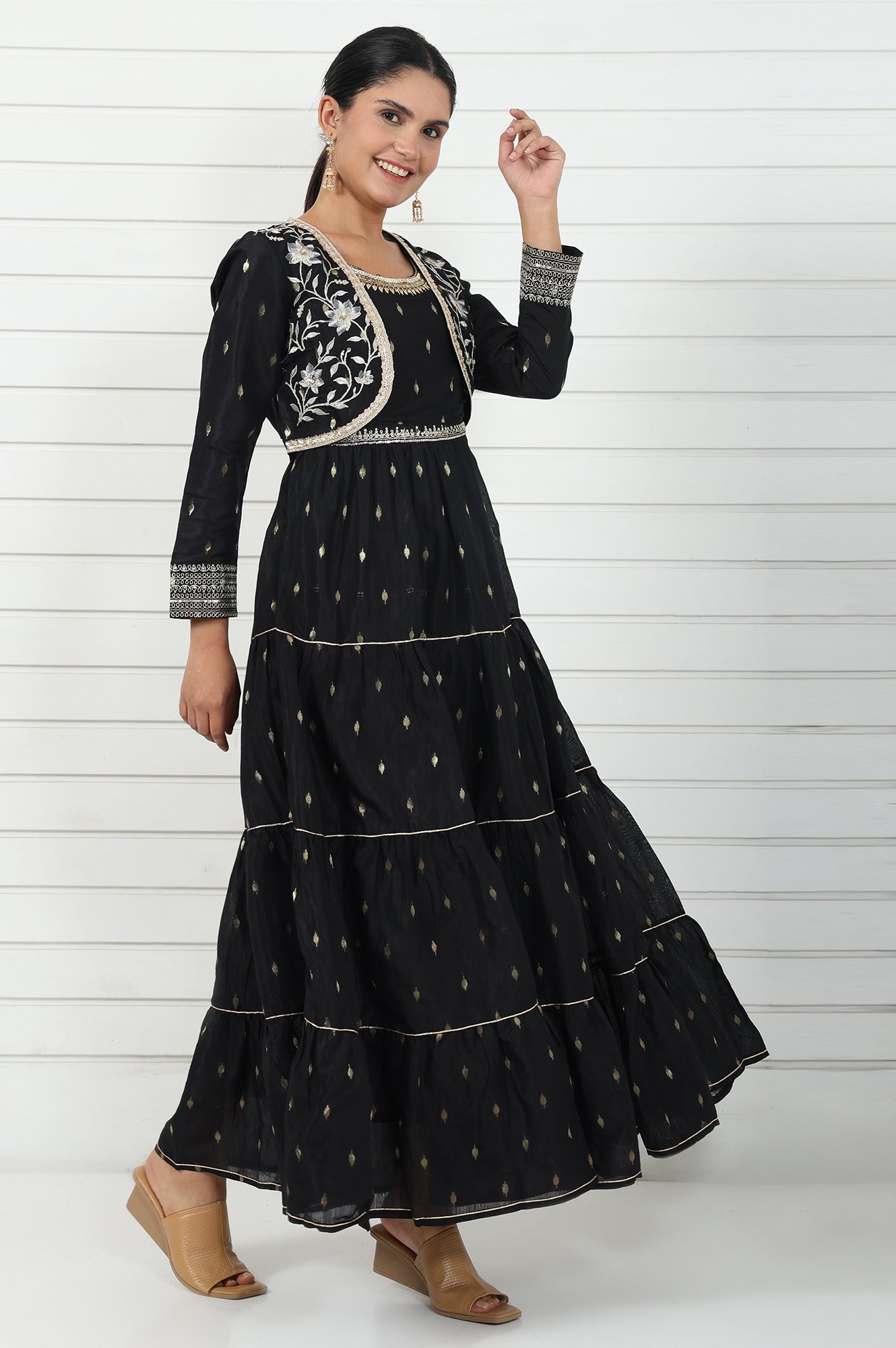 https://cdn.shopify.com/s/files/1/0776/0419/2550/files/AD10715-705647_6.jpg?v=1769764138