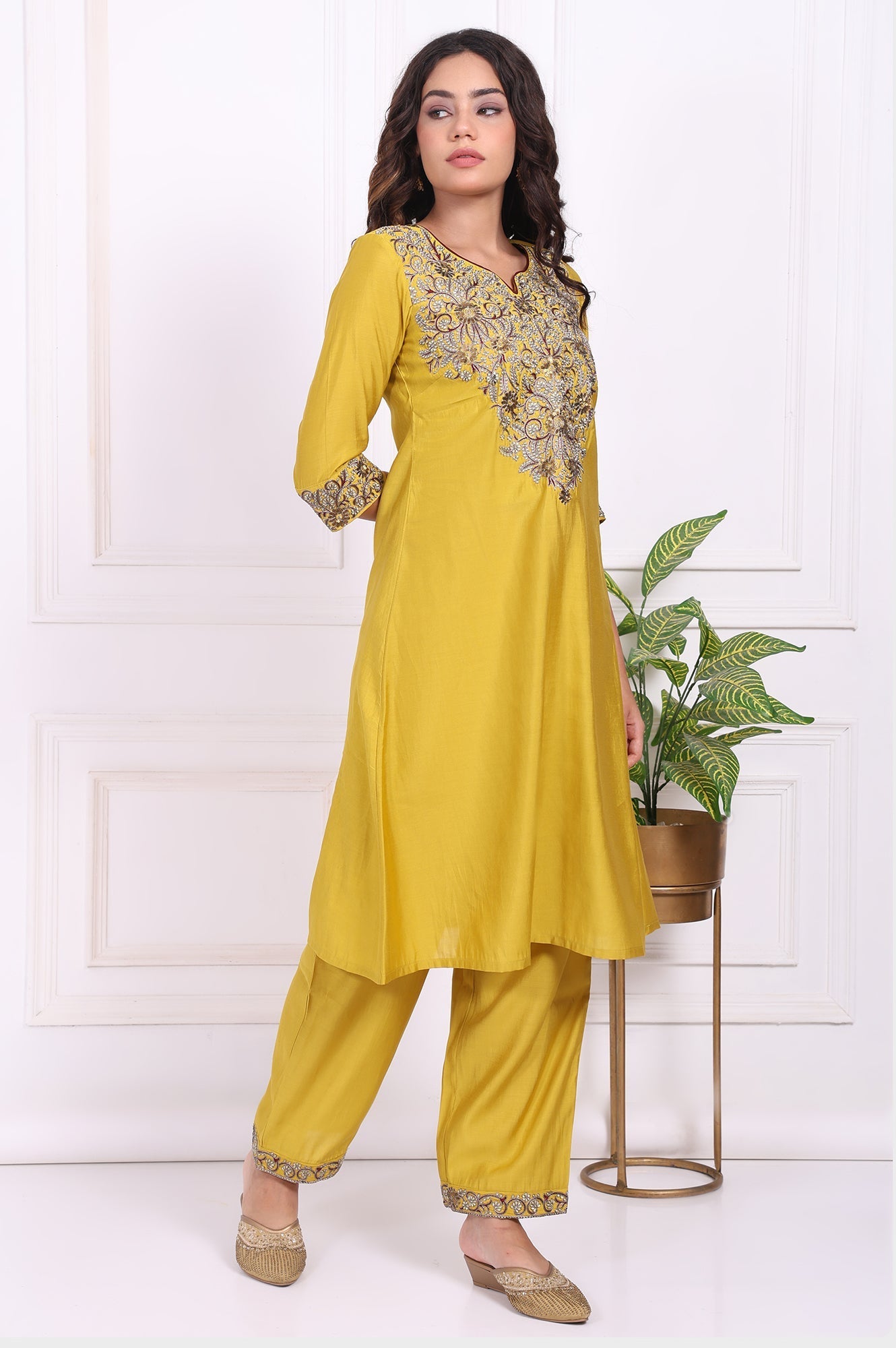 https://cdn.shopify.com/s/files/1/0776/0419/2550/files/AD10746-608925_6.jpg?v=1769765071