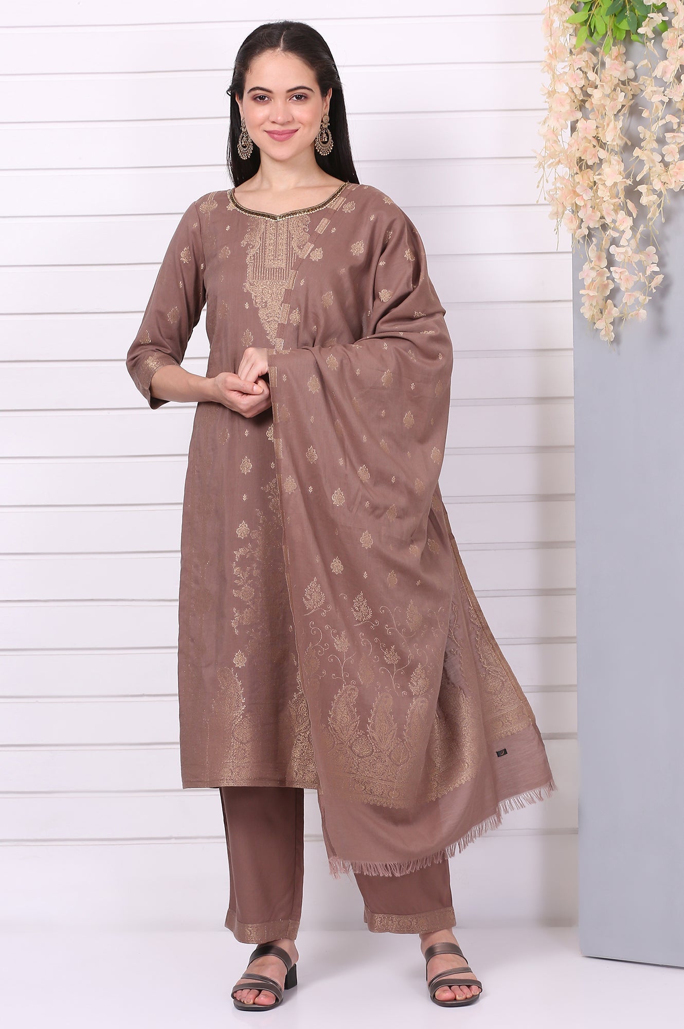 https://cdn.shopify.com/s/files/1/0776/0419/2550/files/AD15569-705531_2.jpg?v=1769763340