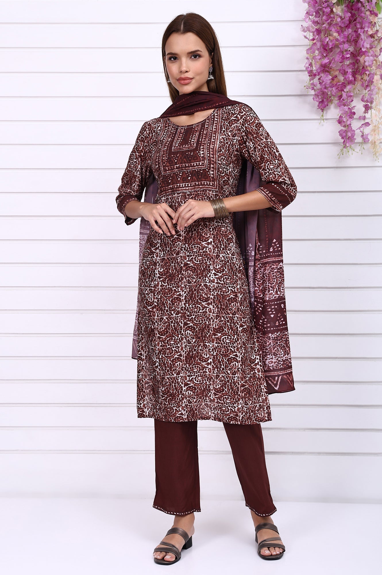 https://cdn.shopify.com/s/files/1/0776/0419/2550/files/AS15895-509330_2.jpg?v=1769764141