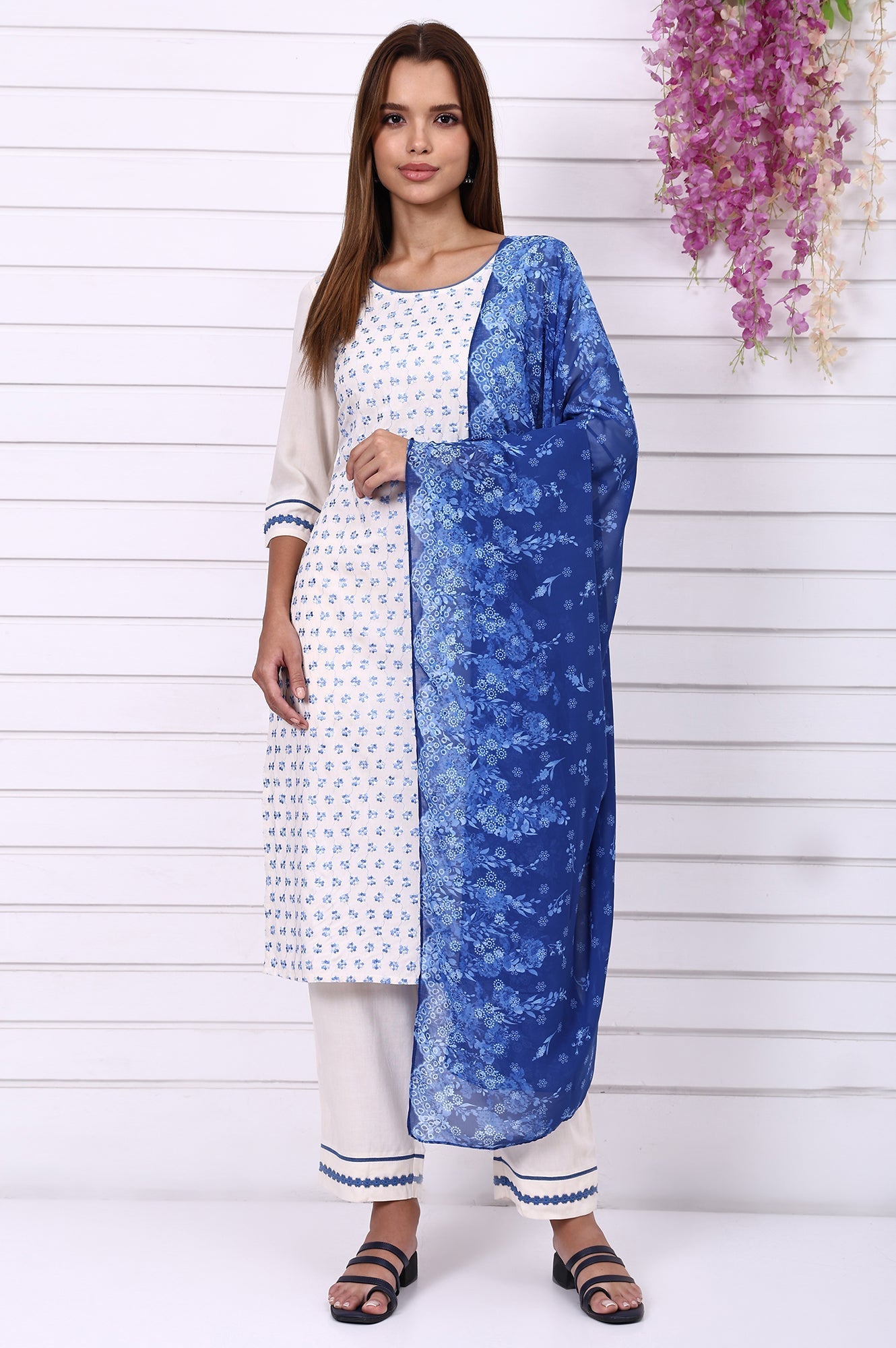 https://cdn.shopify.com/s/files/1/0776/0419/2550/files/AS16079-E608565_2.jpg?v=1769764169