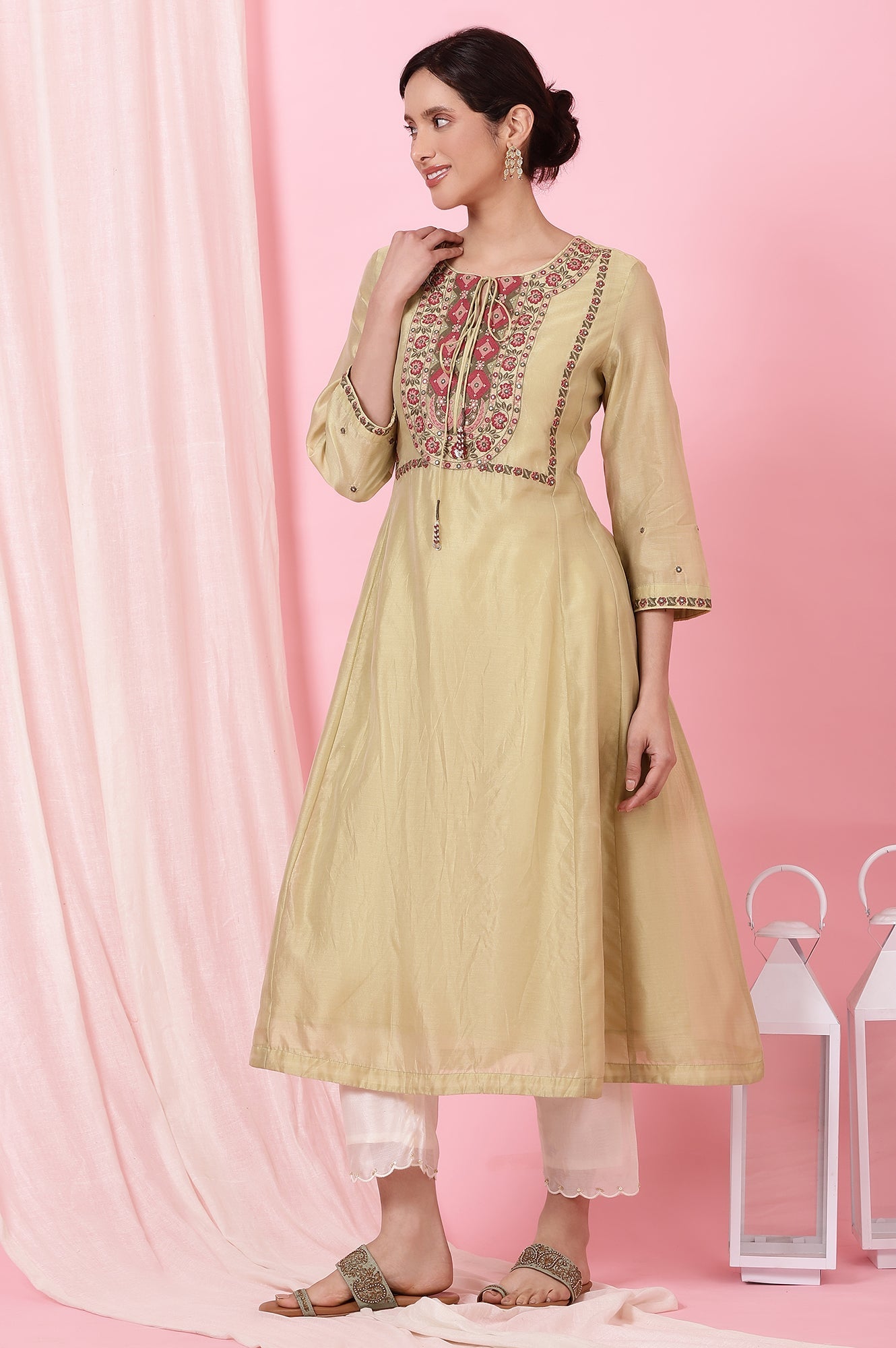 https://cdn.shopify.com/s/files/1/0776/0419/2550/files/F12028-921096_4.jpg?v=1753188569