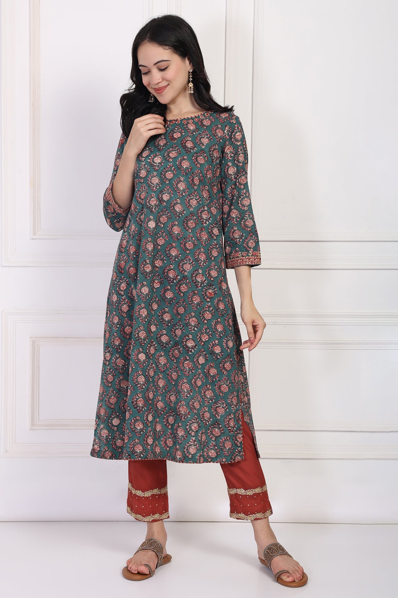https://cdn.shopify.com/s/files/1/0776/0419/2550/files/F12197-911787B_1.jpg?v=1761280332