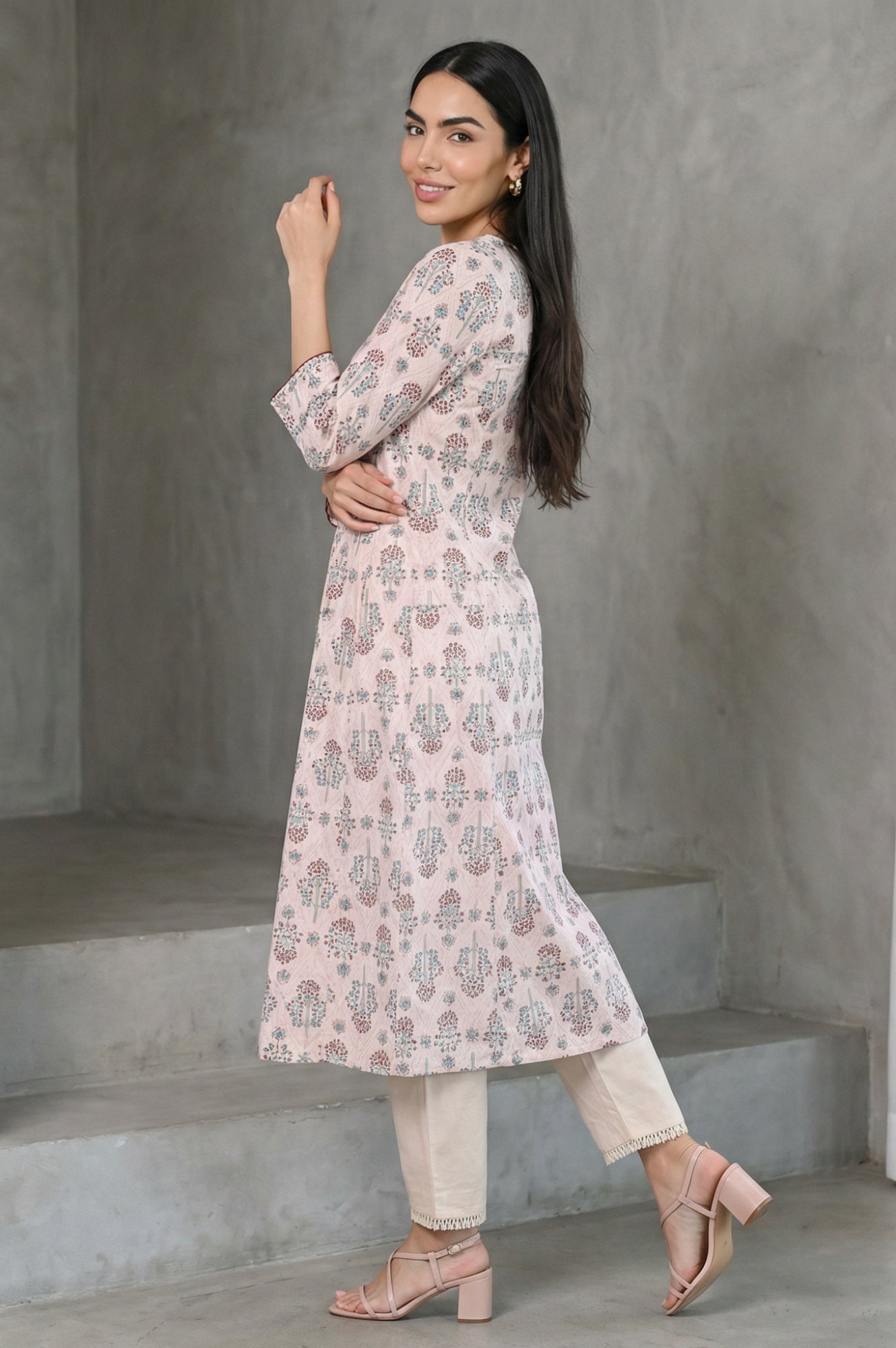 https://cdn.shopify.com/s/files/1/0776/0419/2550/files/F12328-911789_4.jpg?v=1773656649