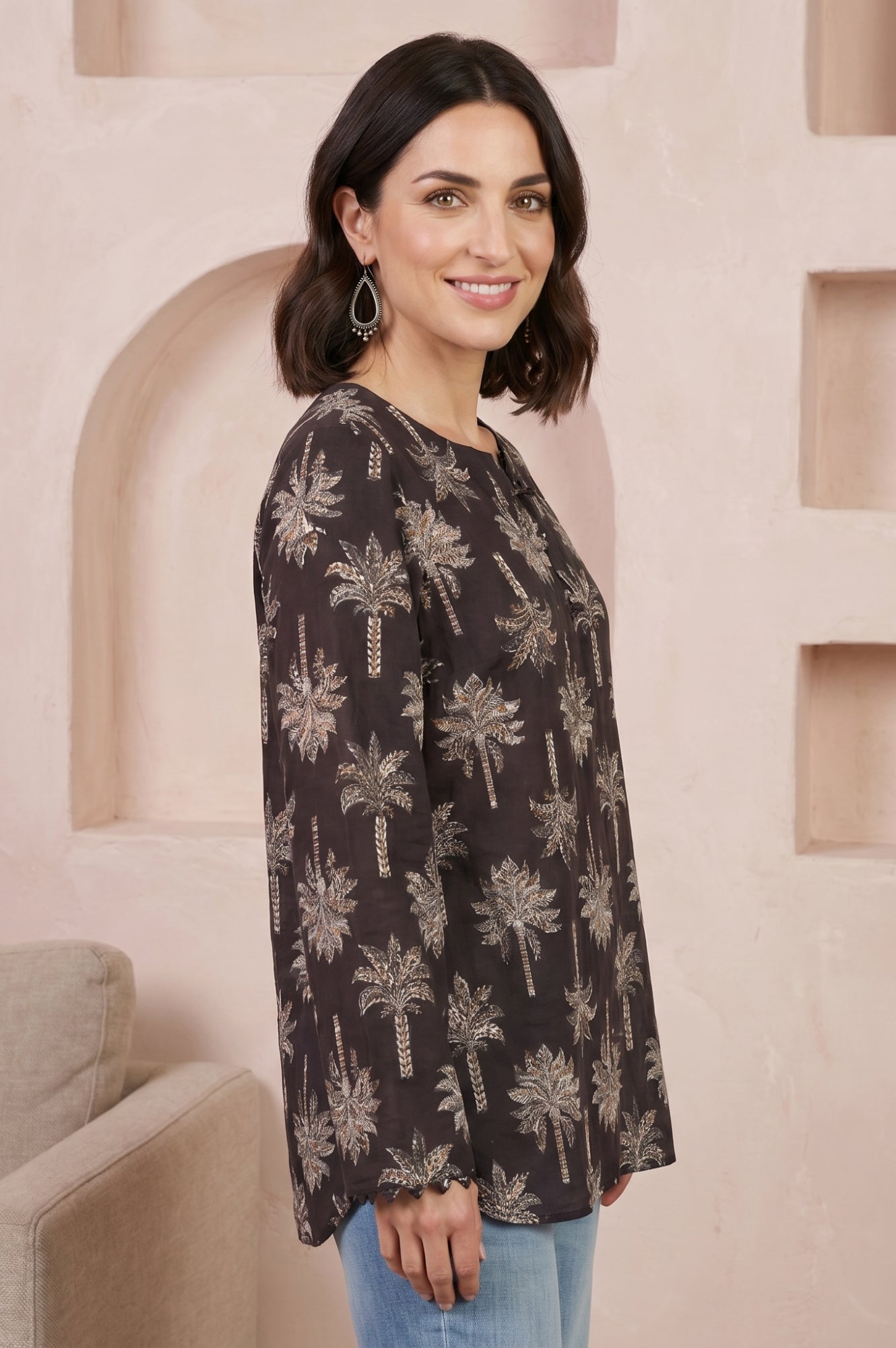 https://cdn.shopify.com/s/files/1/0776/0419/2550/files/F31384-911993B_6.jpg?v=1777524338