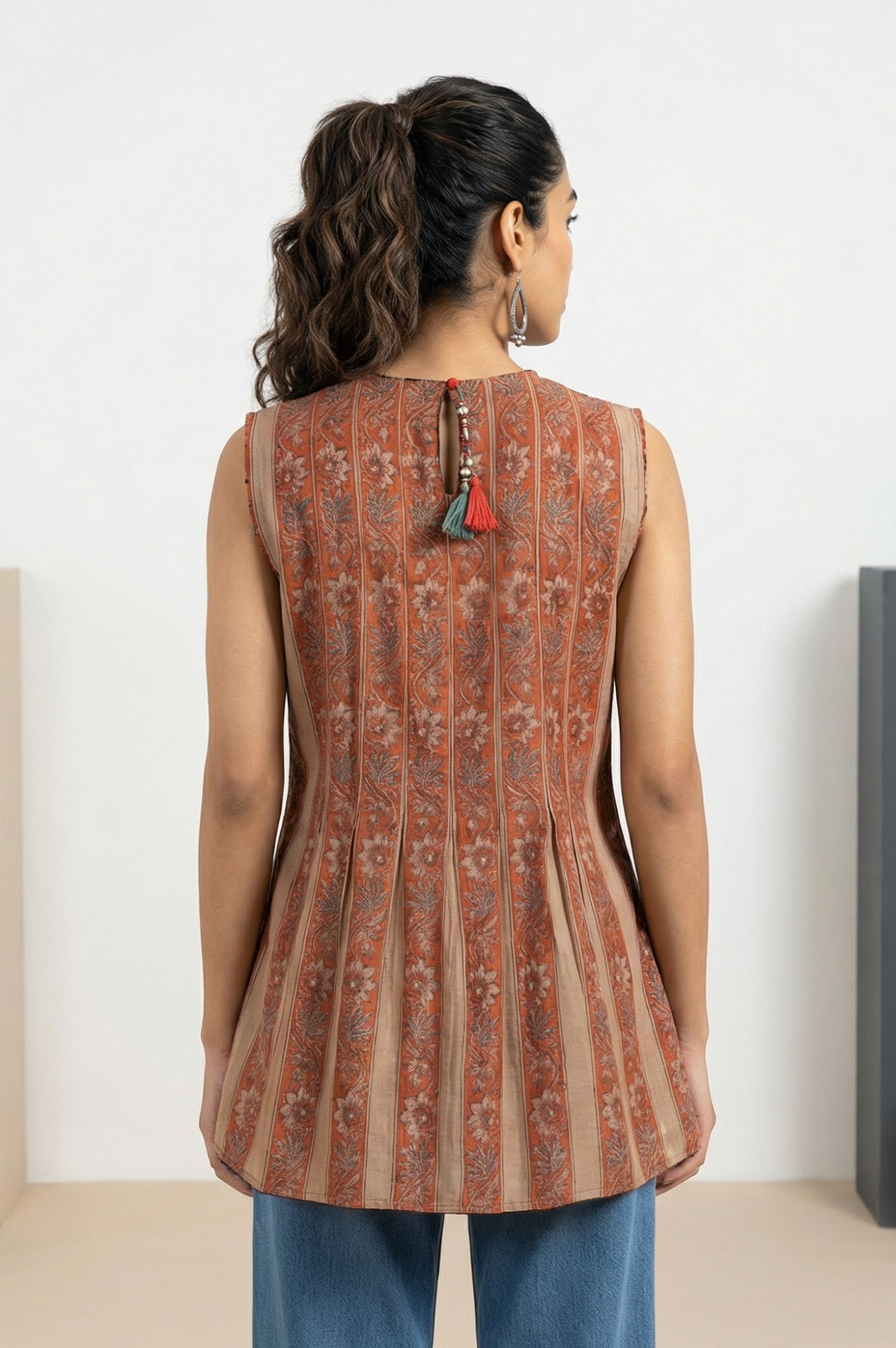 https://cdn.shopify.com/s/files/1/0776/0419/2550/files/F31399-911871_4.jpg?v=1770798391