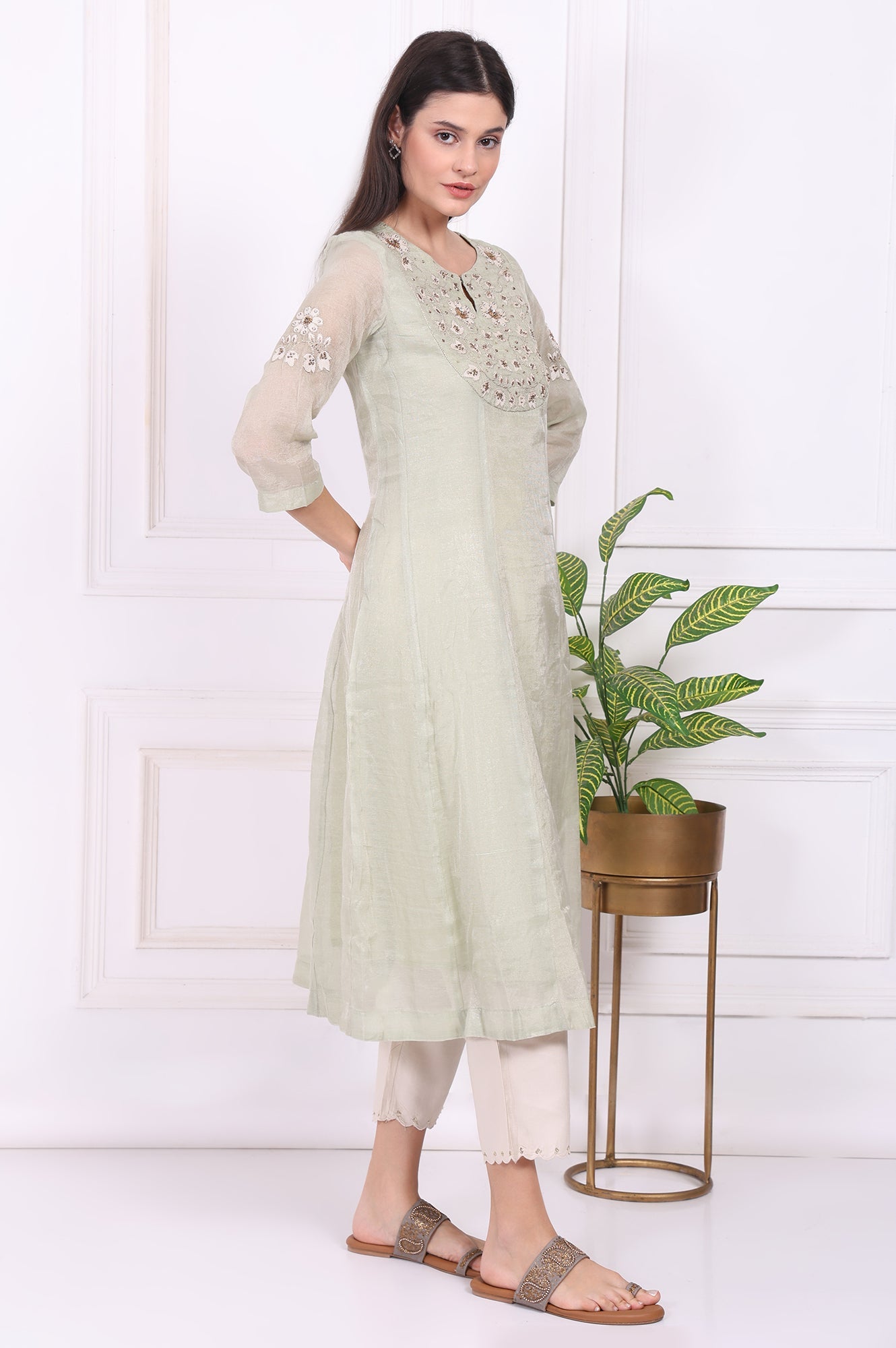 https://cdn.shopify.com/s/files/1/0776/0419/2550/files/FS12142-921208_6.jpg?v=1764652156