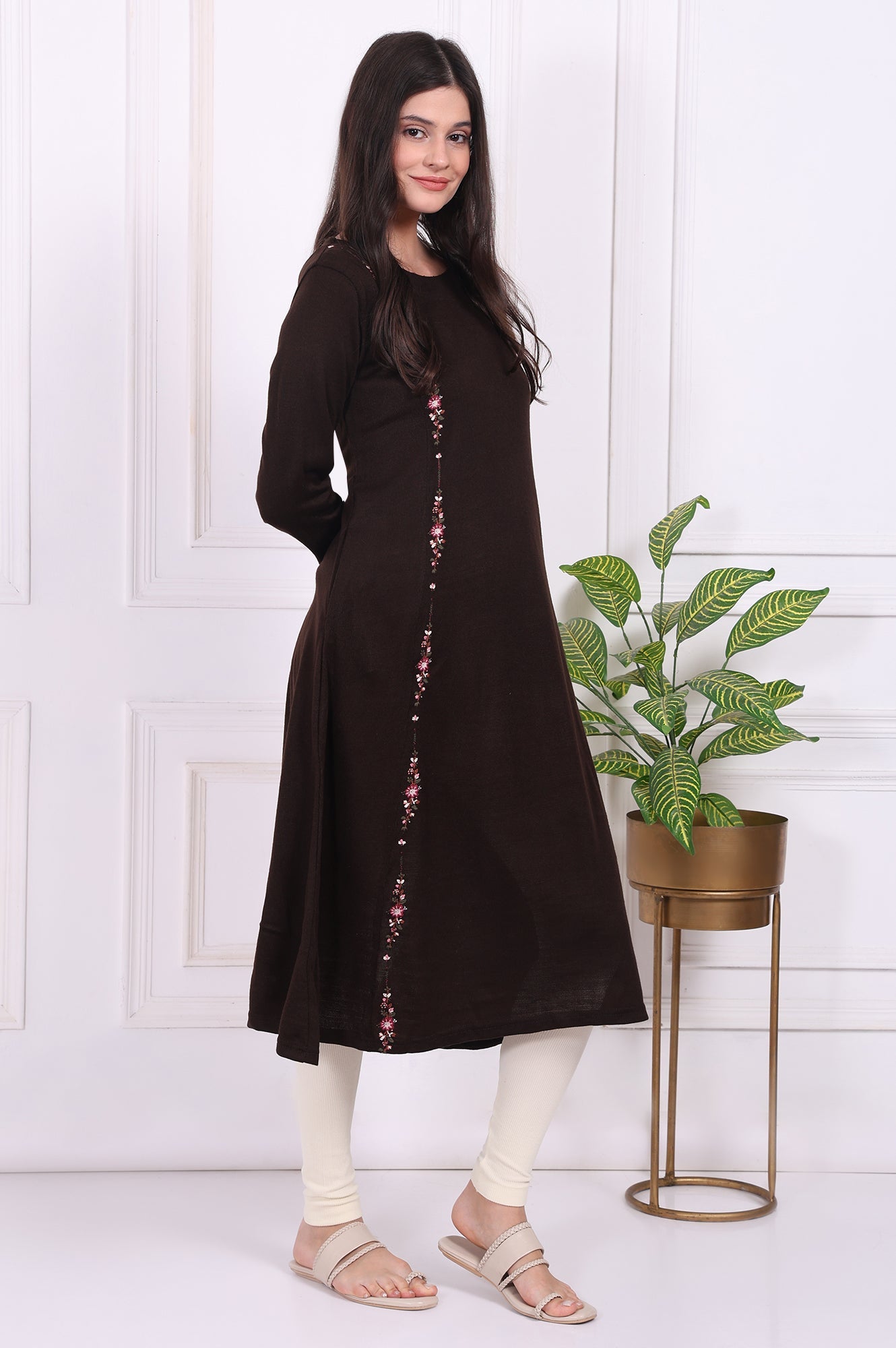 https://cdn.shopify.com/s/files/1/0776/0419/2550/files/W13309-224578_6.jpg?v=1764652166