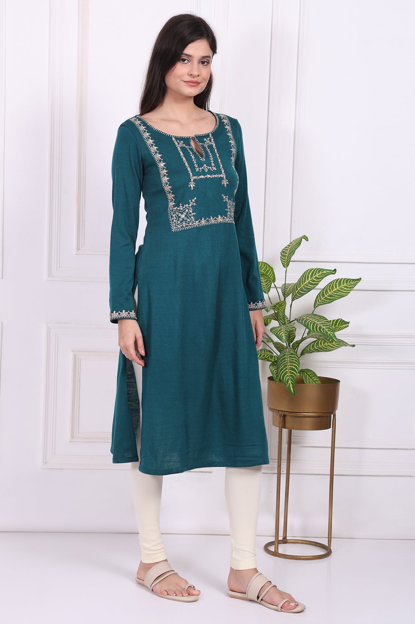https://cdn.shopify.com/s/files/1/0776/0419/2550/files/W13413-214223_6.jpg?v=1764652166