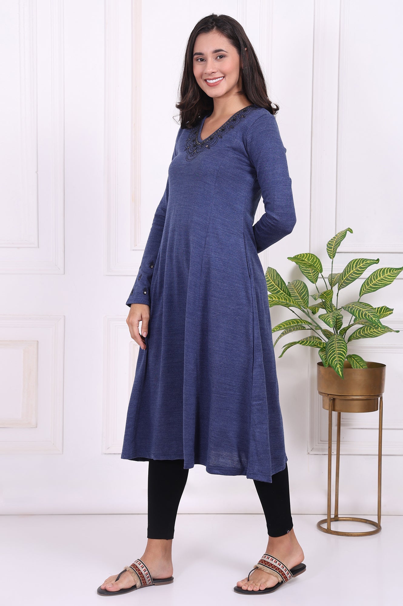 https://cdn.shopify.com/s/files/1/0776/0419/2550/files/W13415-214262_4.jpg?v=1764652165