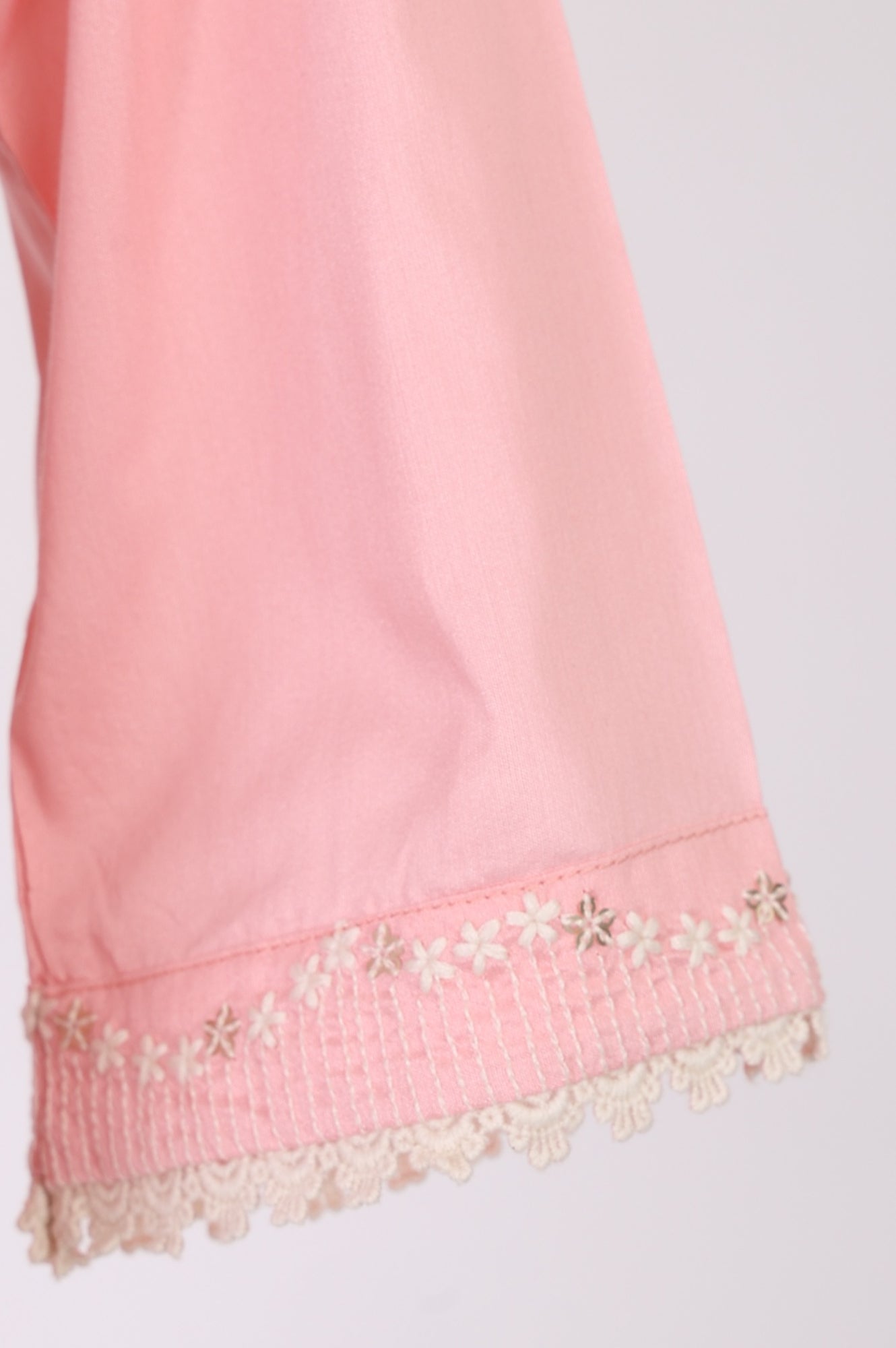 https://cdn.shopify.com/s/files/1/0776/0419/2550/files/W13815-225207_7.jpg?v=1775649229
