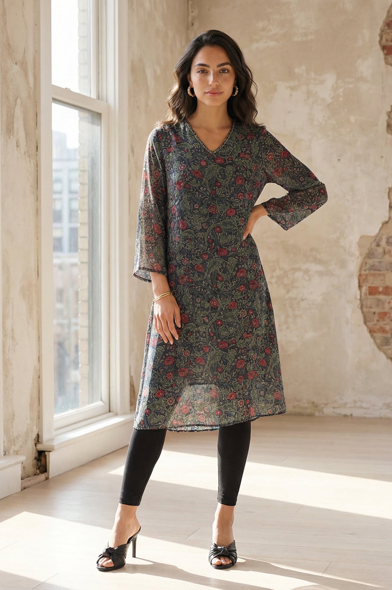 https://cdn.shopify.com/s/files/1/0776/0419/2550/files/W14148-127820_1.jpg?v=1774258845