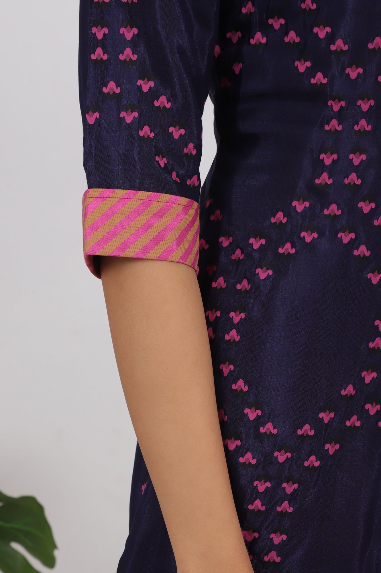 Blue Floral Printed Straight Shantung Kurta