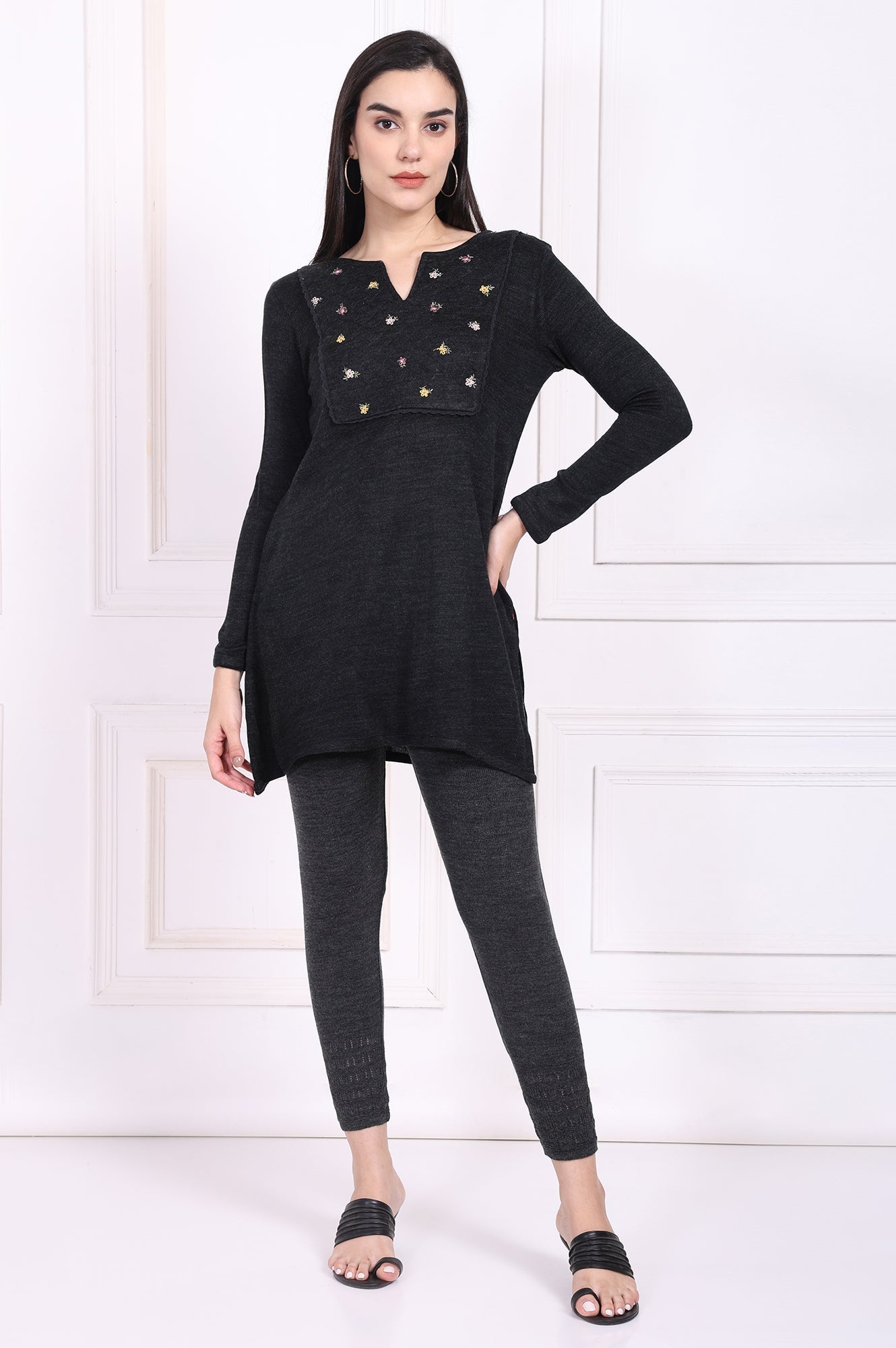 https://cdn.shopify.com/s/files/1/0776/0419/2550/files/W31430-219937_1.jpg?v=1761281215