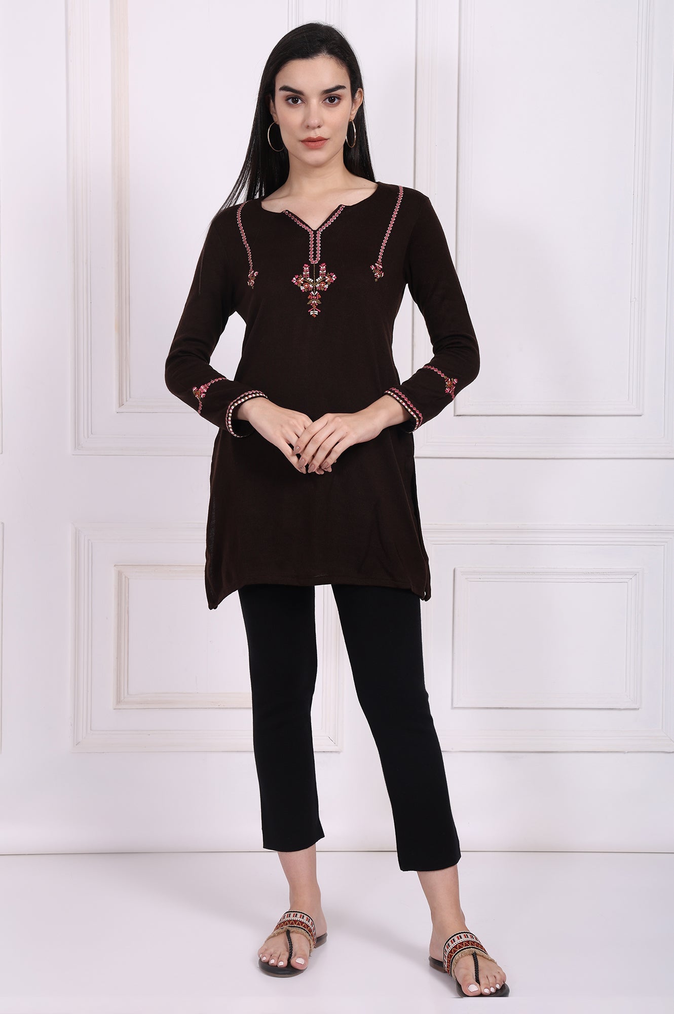 https://cdn.shopify.com/s/files/1/0776/0419/2550/files/W31446-224578_1.jpg?v=1761281241