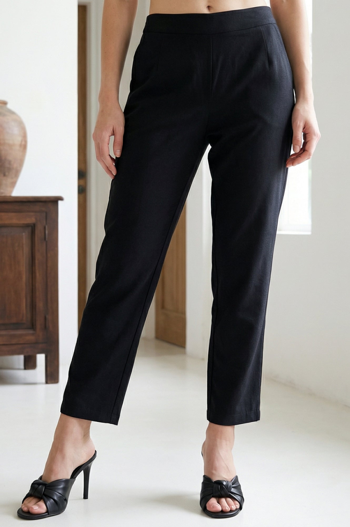 https://cdn.shopify.com/s/files/1/0776/0419/2550/files/W63188-225587_1.jpg?v=1773656858