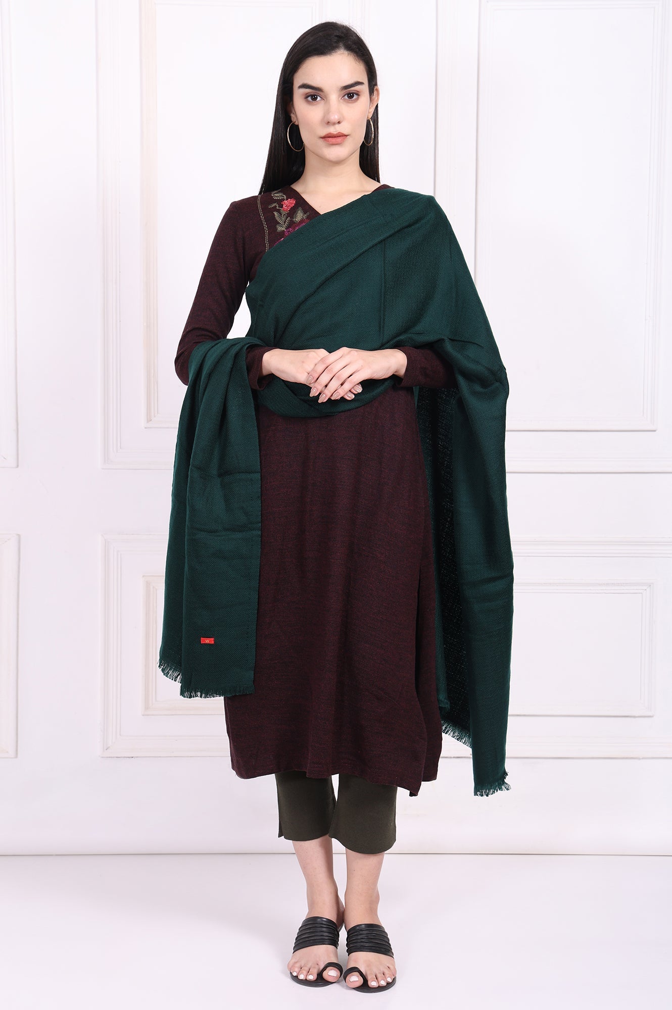 https://cdn.shopify.com/s/files/1/0776/0419/2550/files/W82645-220145_2.jpg?v=1761280830