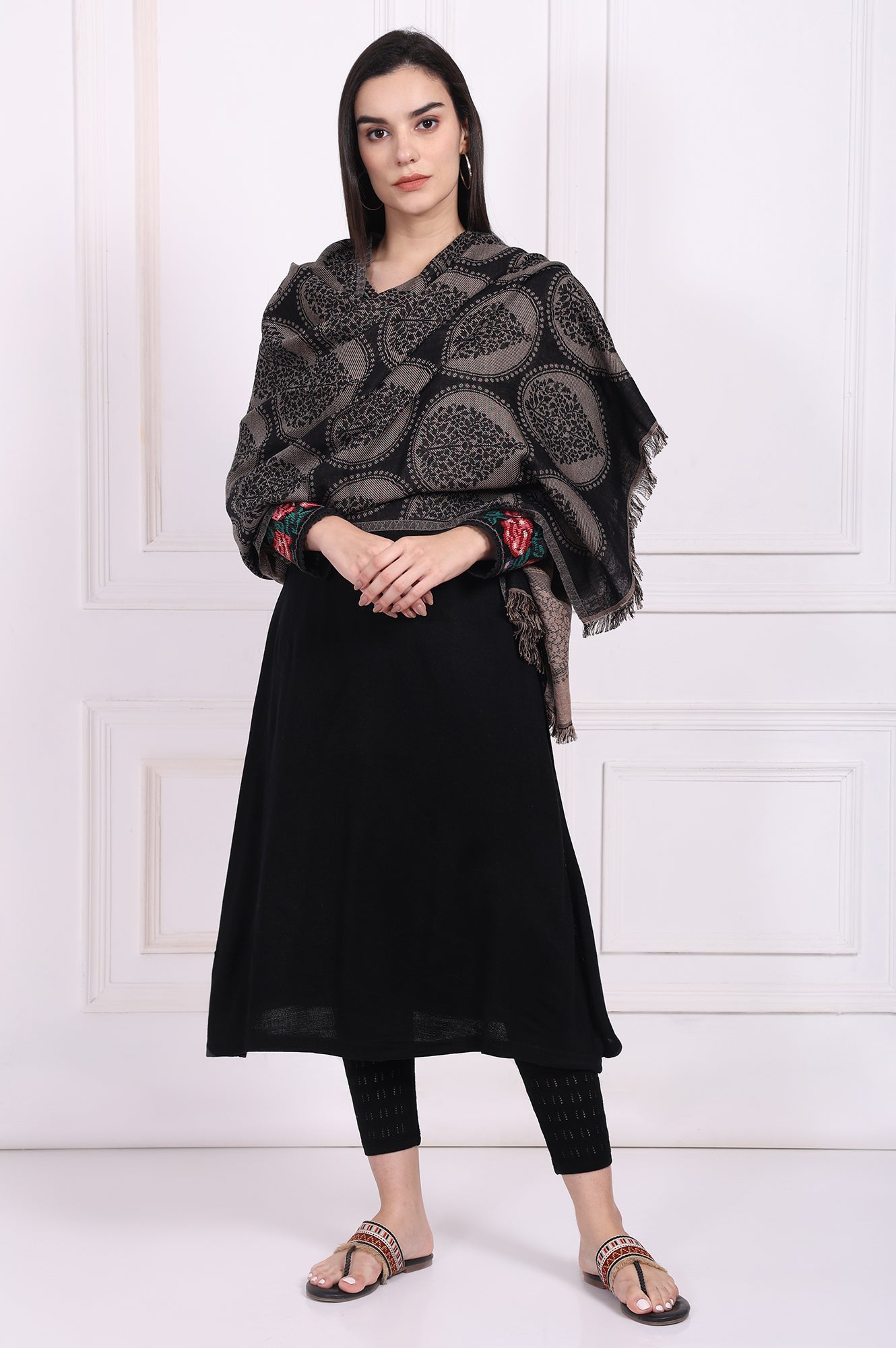 https://cdn.shopify.com/s/files/1/0776/0419/2550/files/W82663-314602_4.jpg?v=1761280803